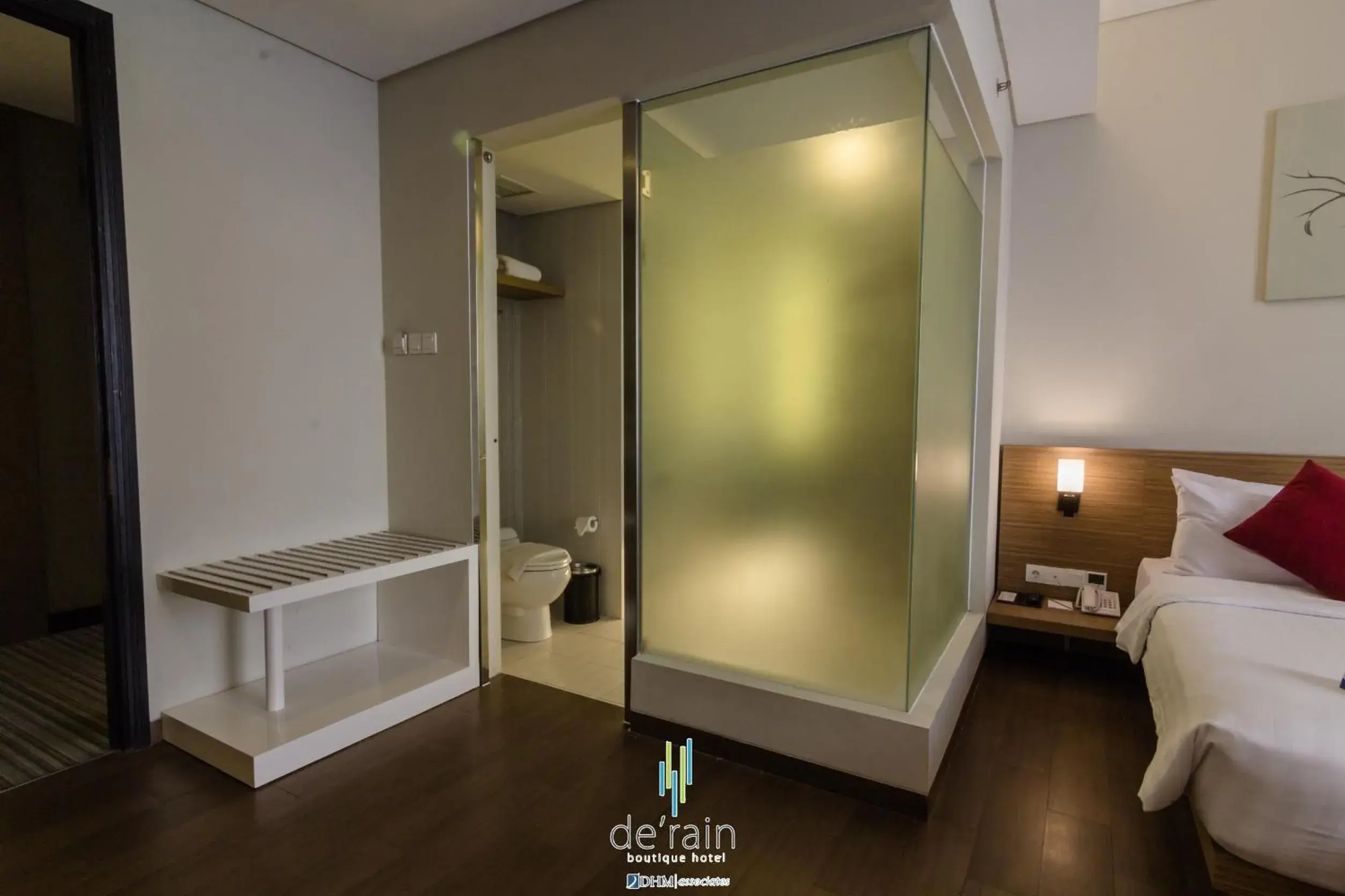 King Room in De'Rain Hotel Bandung King Room in De'Rain Hotel Bandung