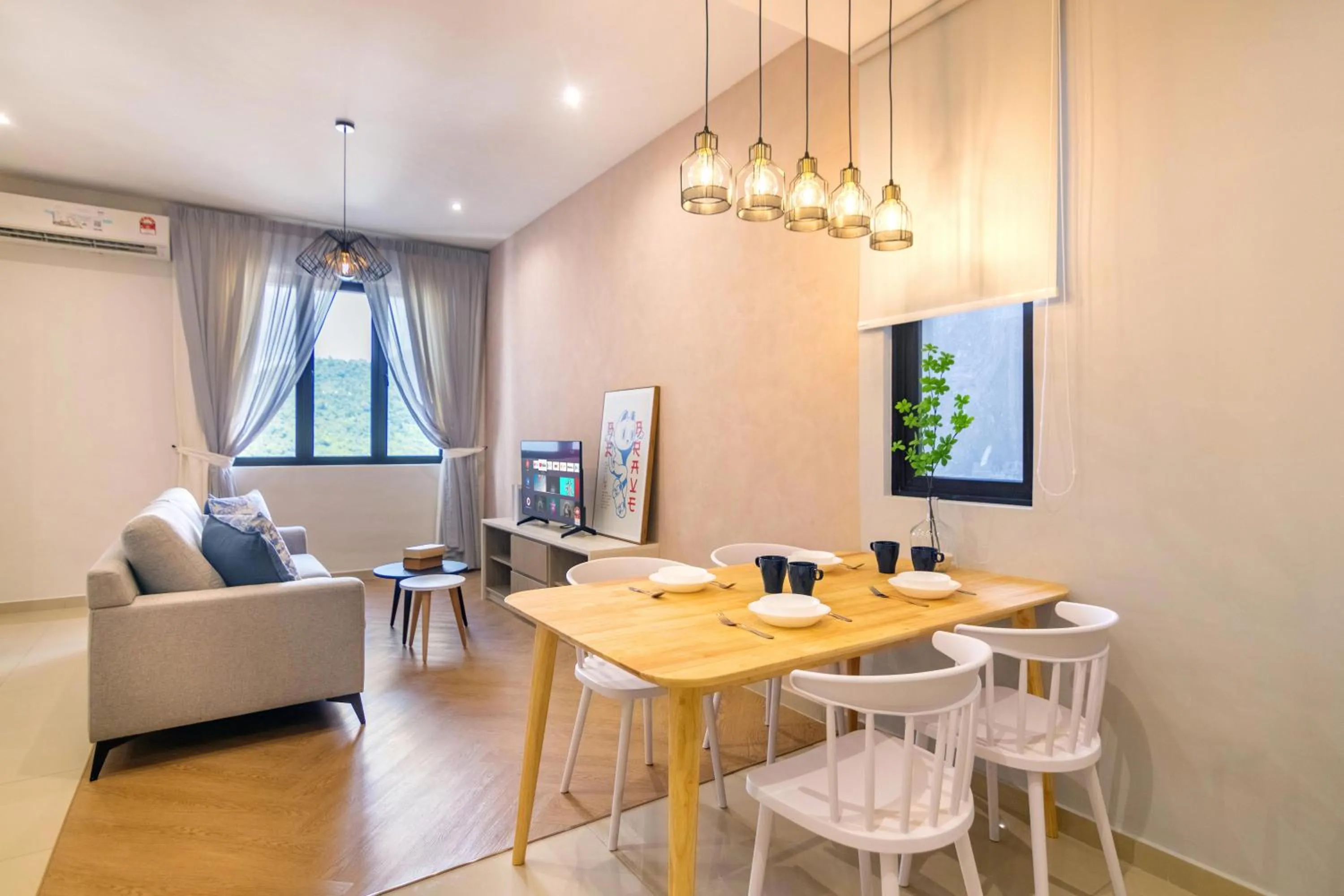 TV and multimedia in Iconic Regency by Stellar ALV