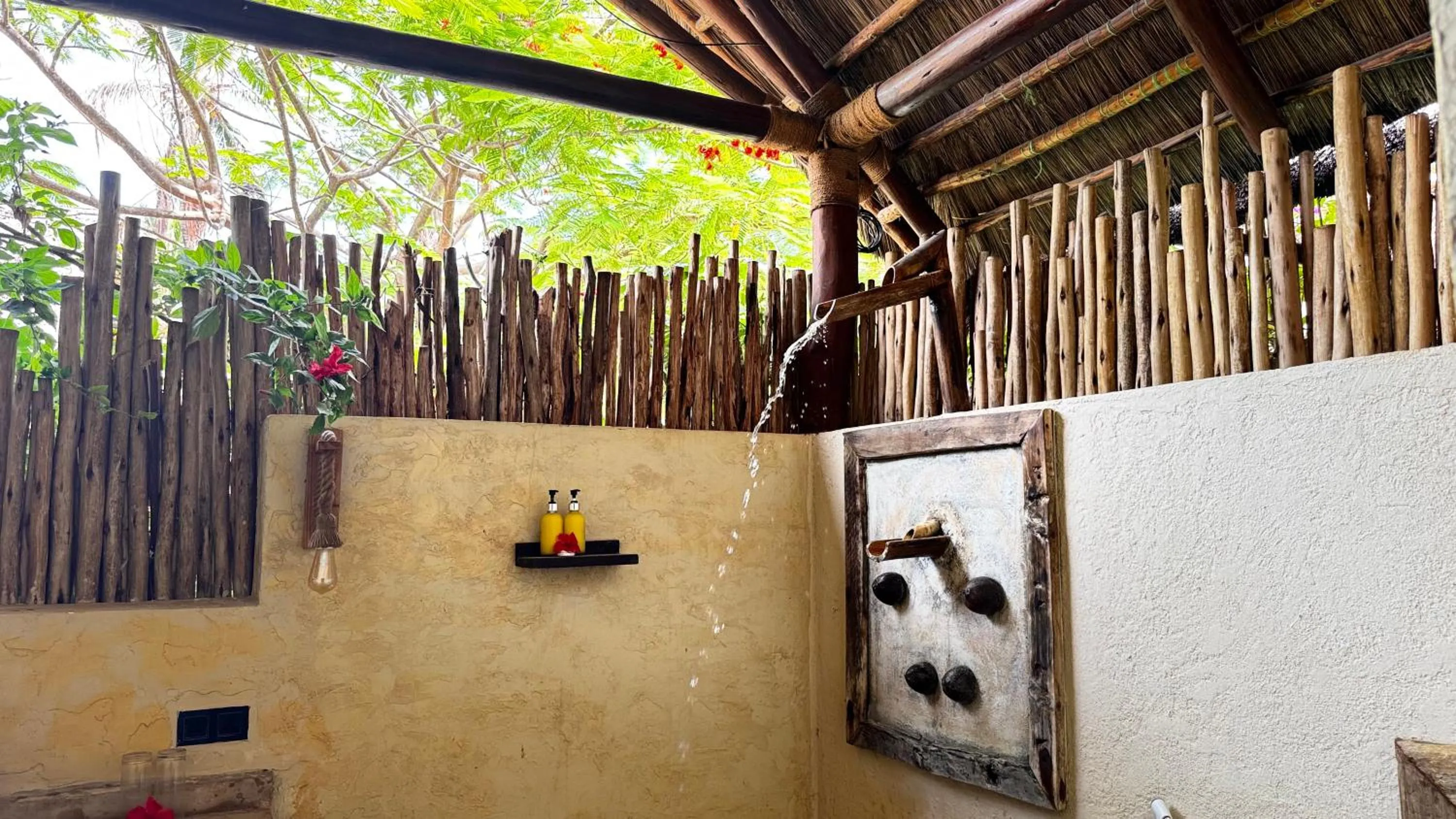 Garden in The Nest Tropical Oasis Resort