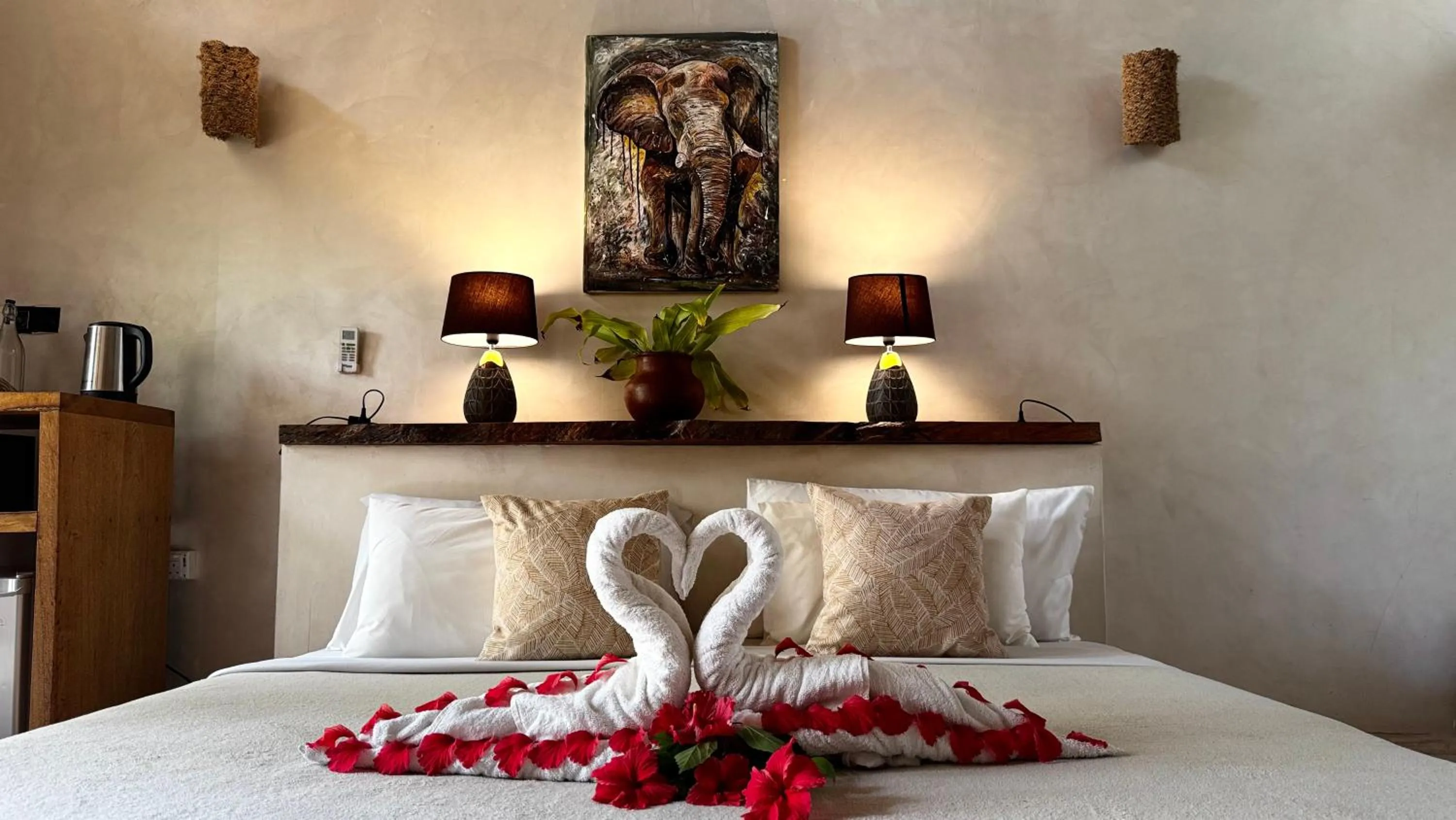 Bed in The Nest Tropical Oasis Resort