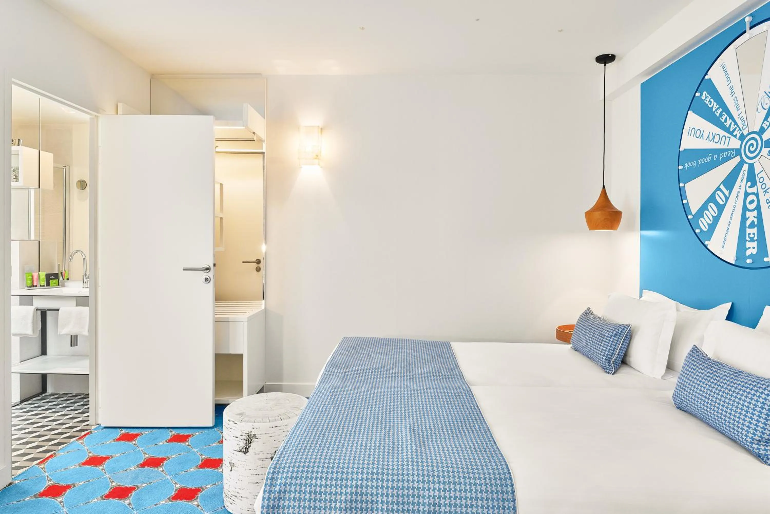 Photo of the whole room, Bed in Hotel Joke - Astotel