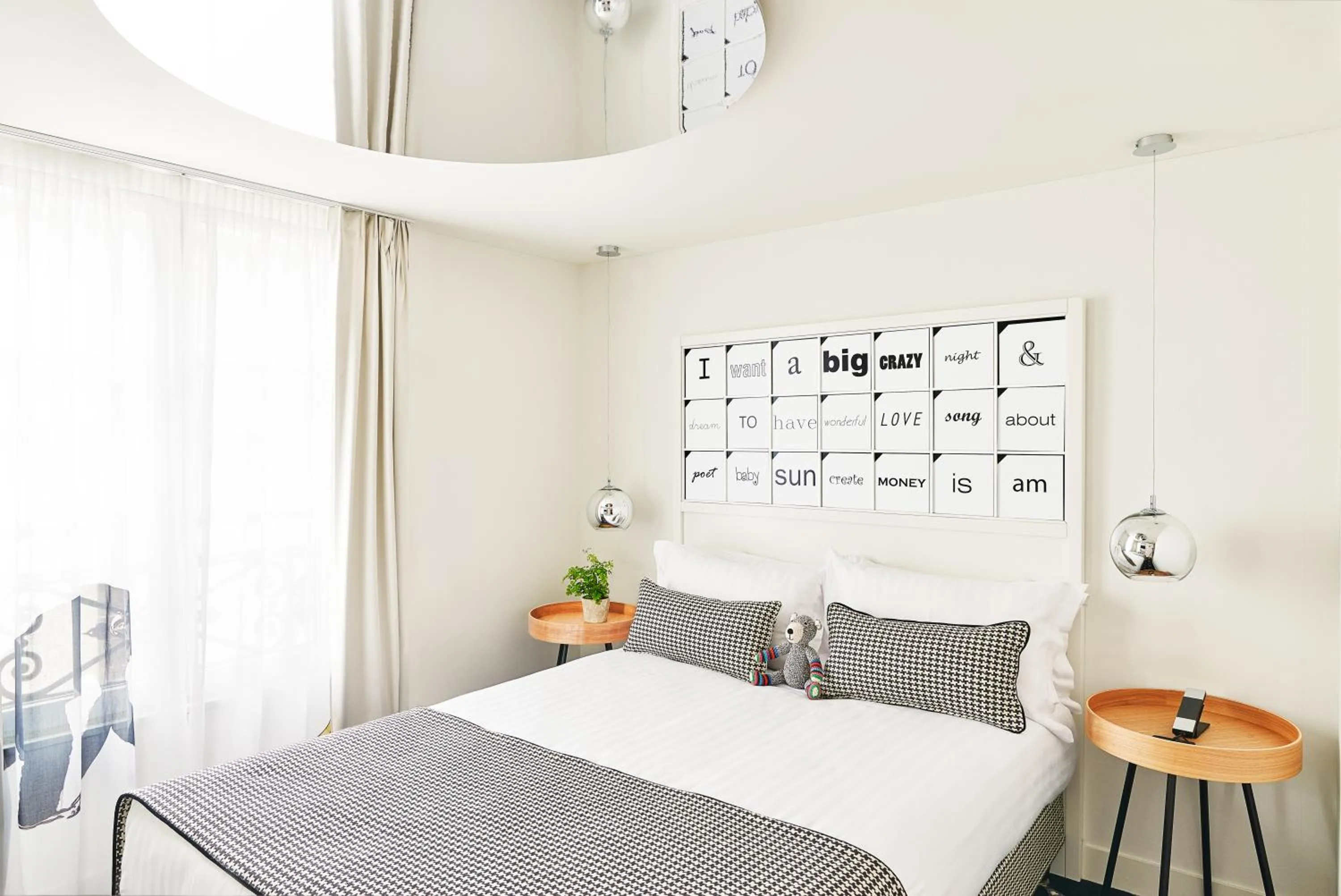 Photo of the whole room, Bed in Hotel Joke - Astotel