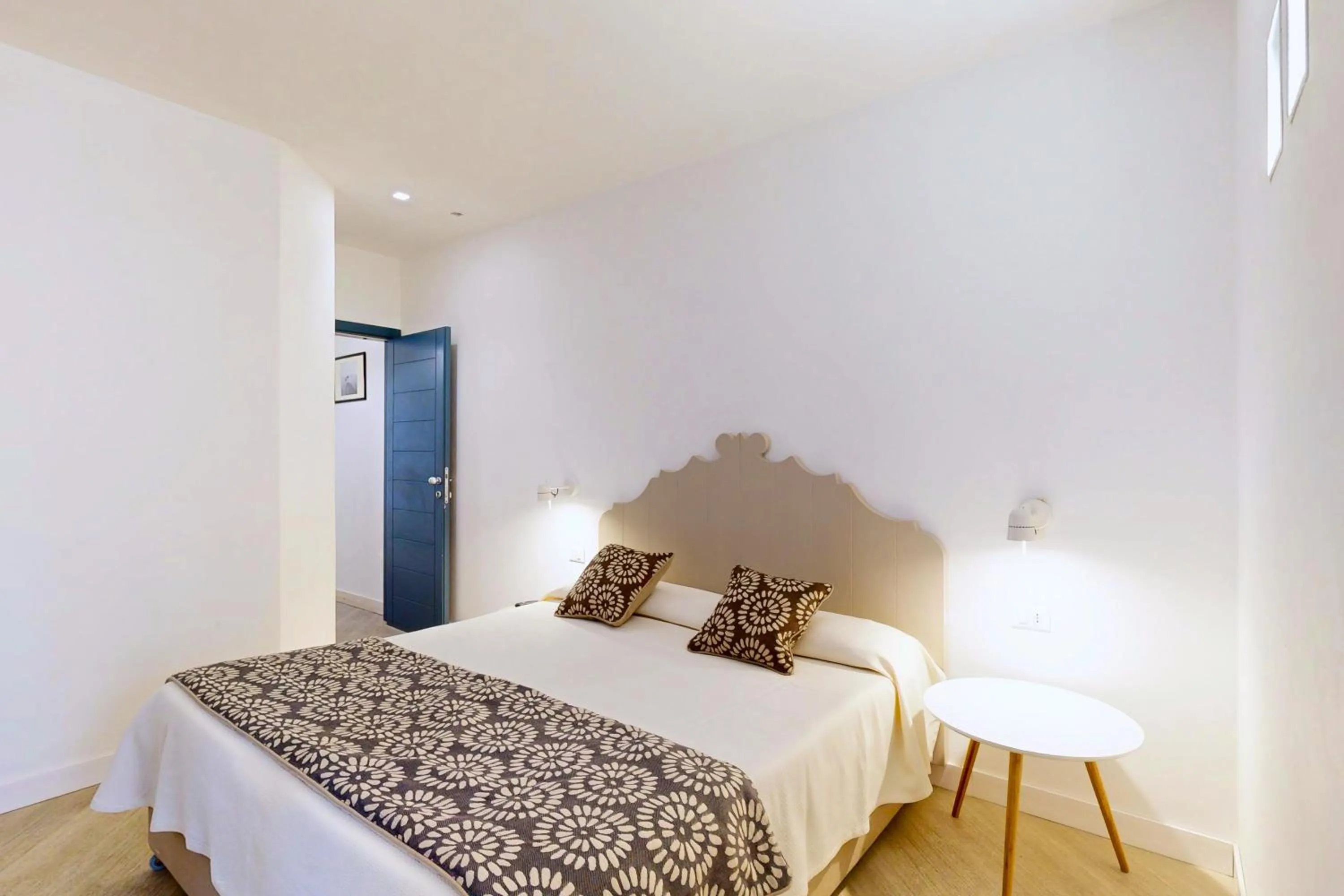 Photo of the whole room, Bed in Aegusa Hotel