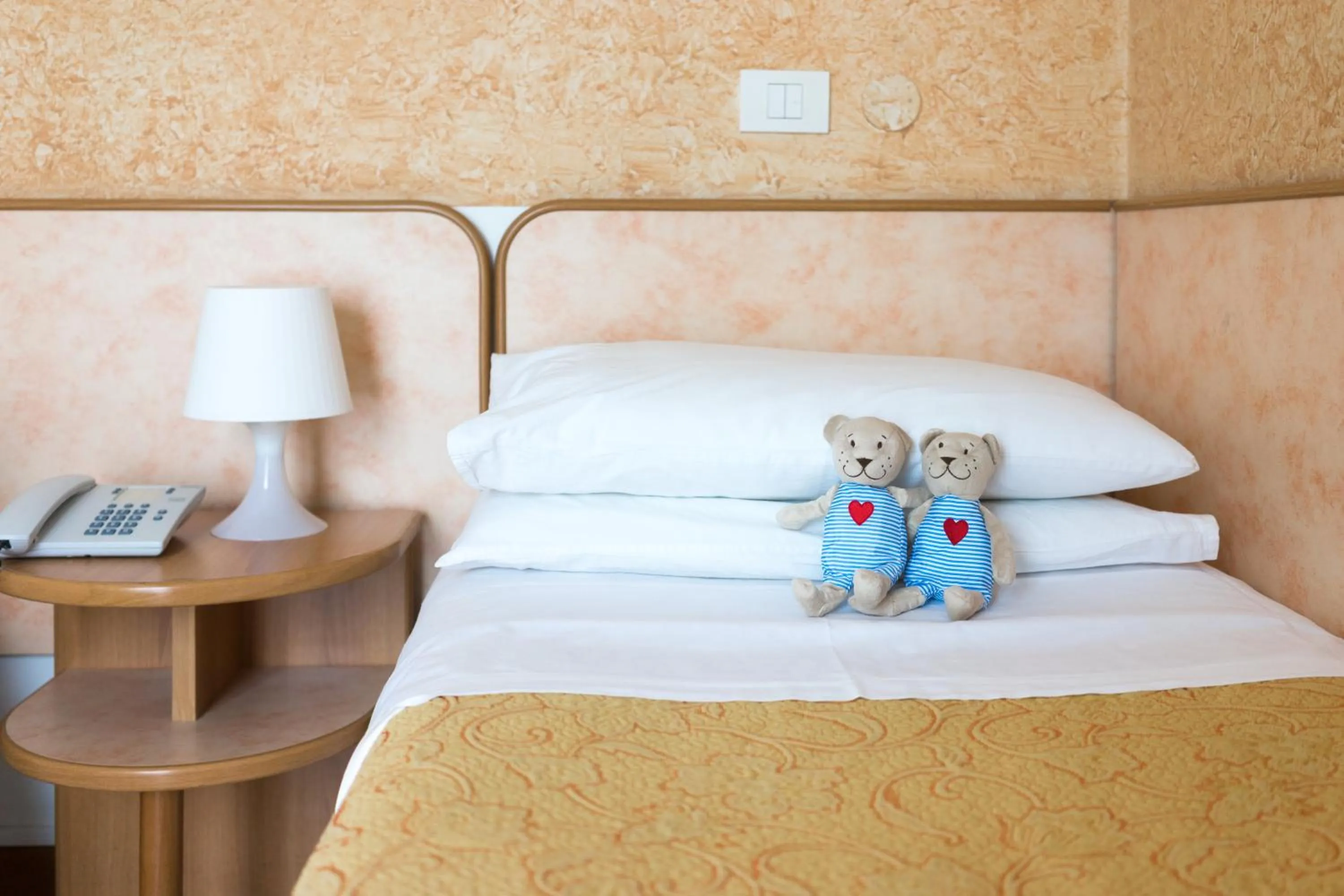 Bedroom, Bed in Regina Hotel e Ristorante