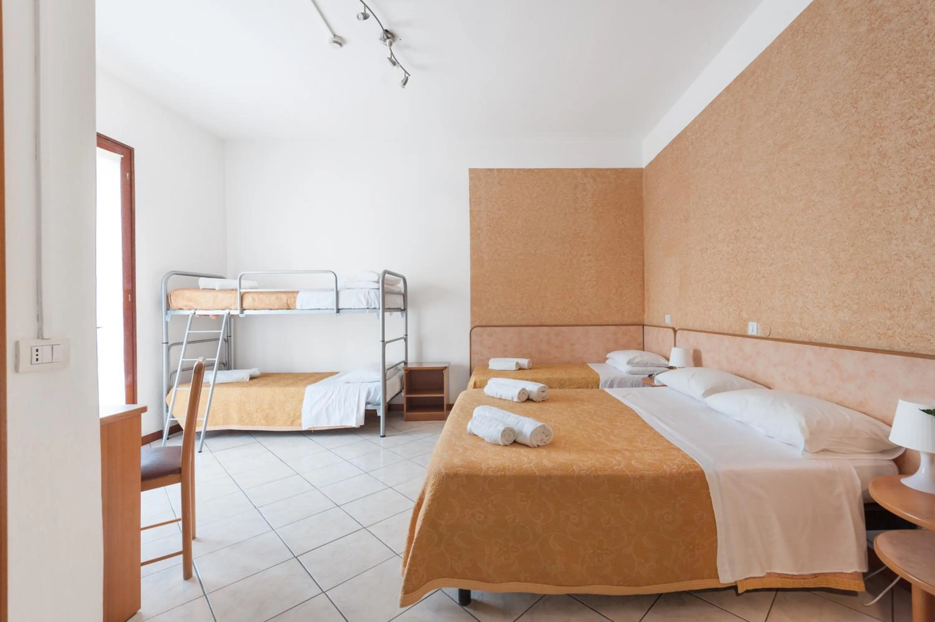 Bedroom, Bed in Regina Hotel e Ristorante