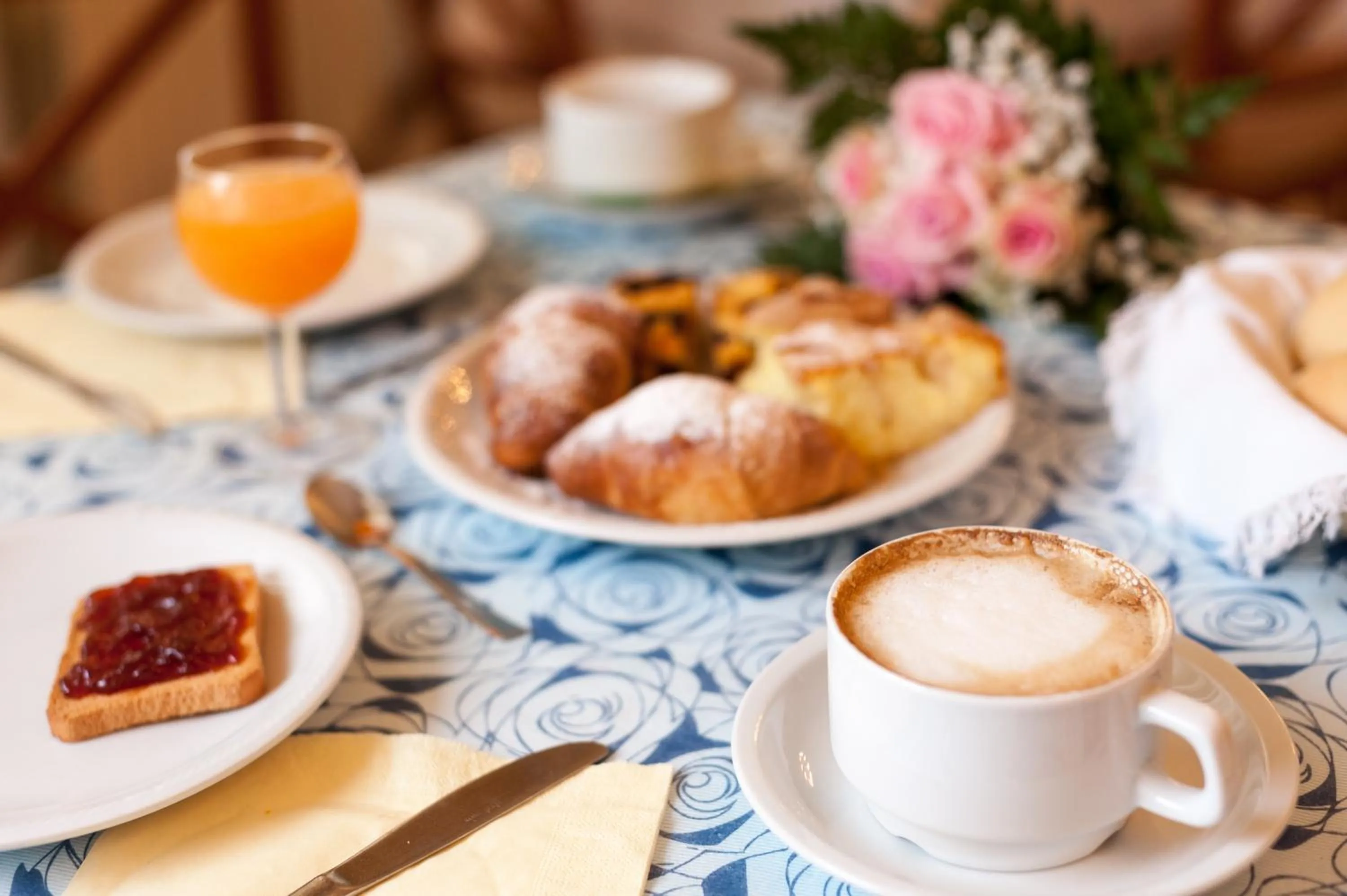 Continental breakfast in Regina Hotel e Ristorante