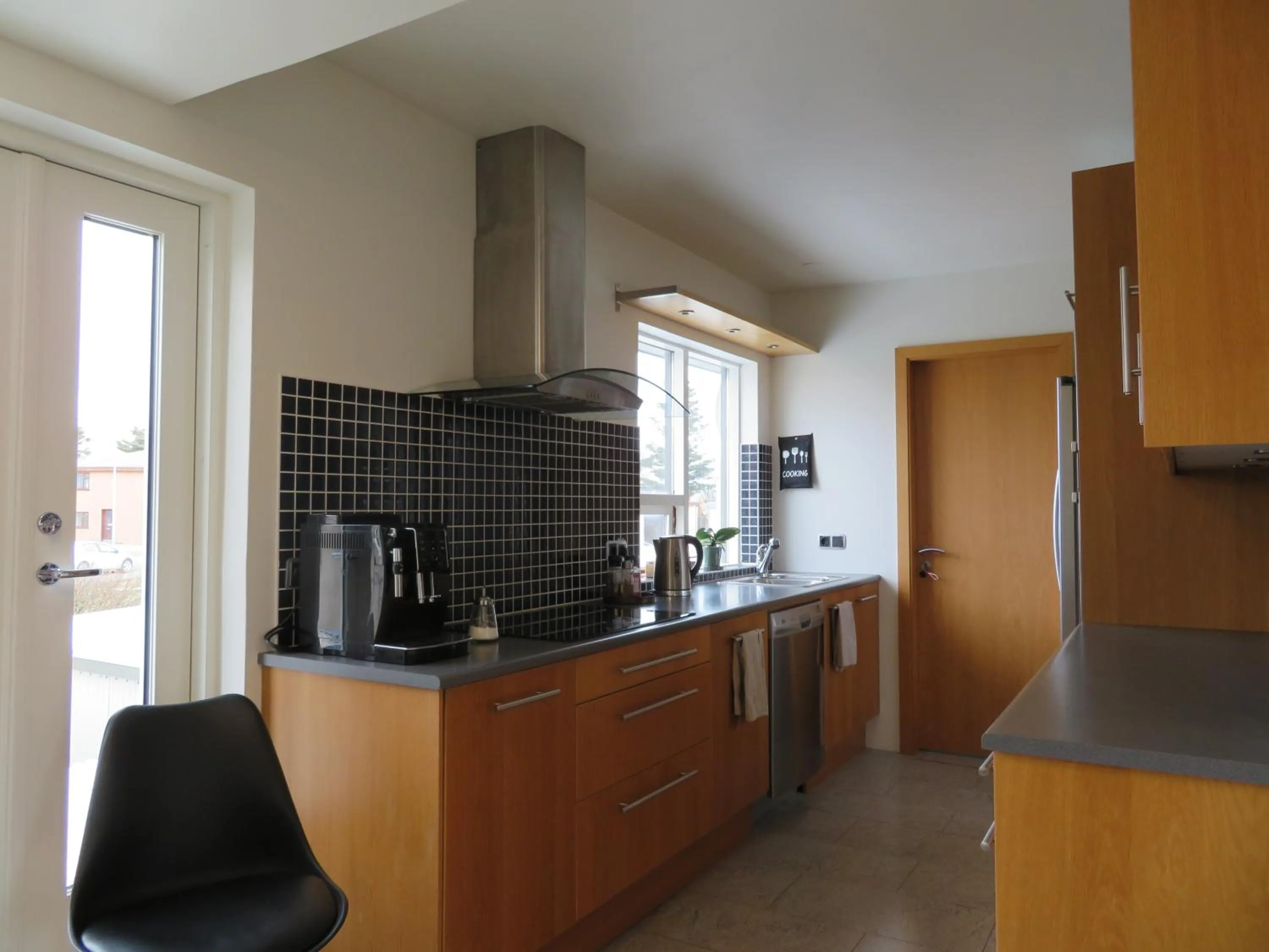 Communal kitchen in Old Airline Guesthouse