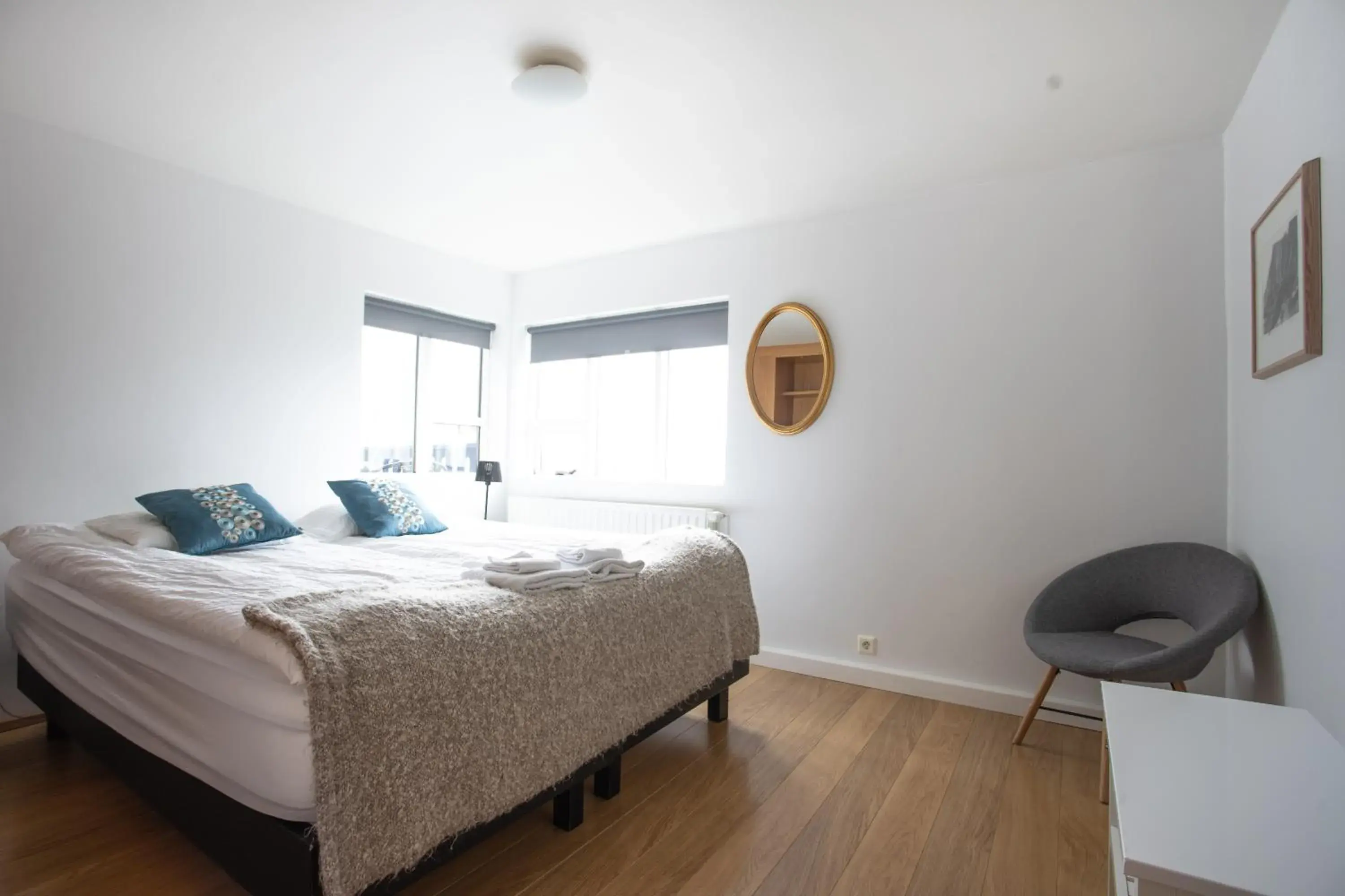 Double or Twin Room with Shared Bathroom in Old Airline Guesthouse Double or Twin Room with Shared Bathroom in Old Airline Guesthouse