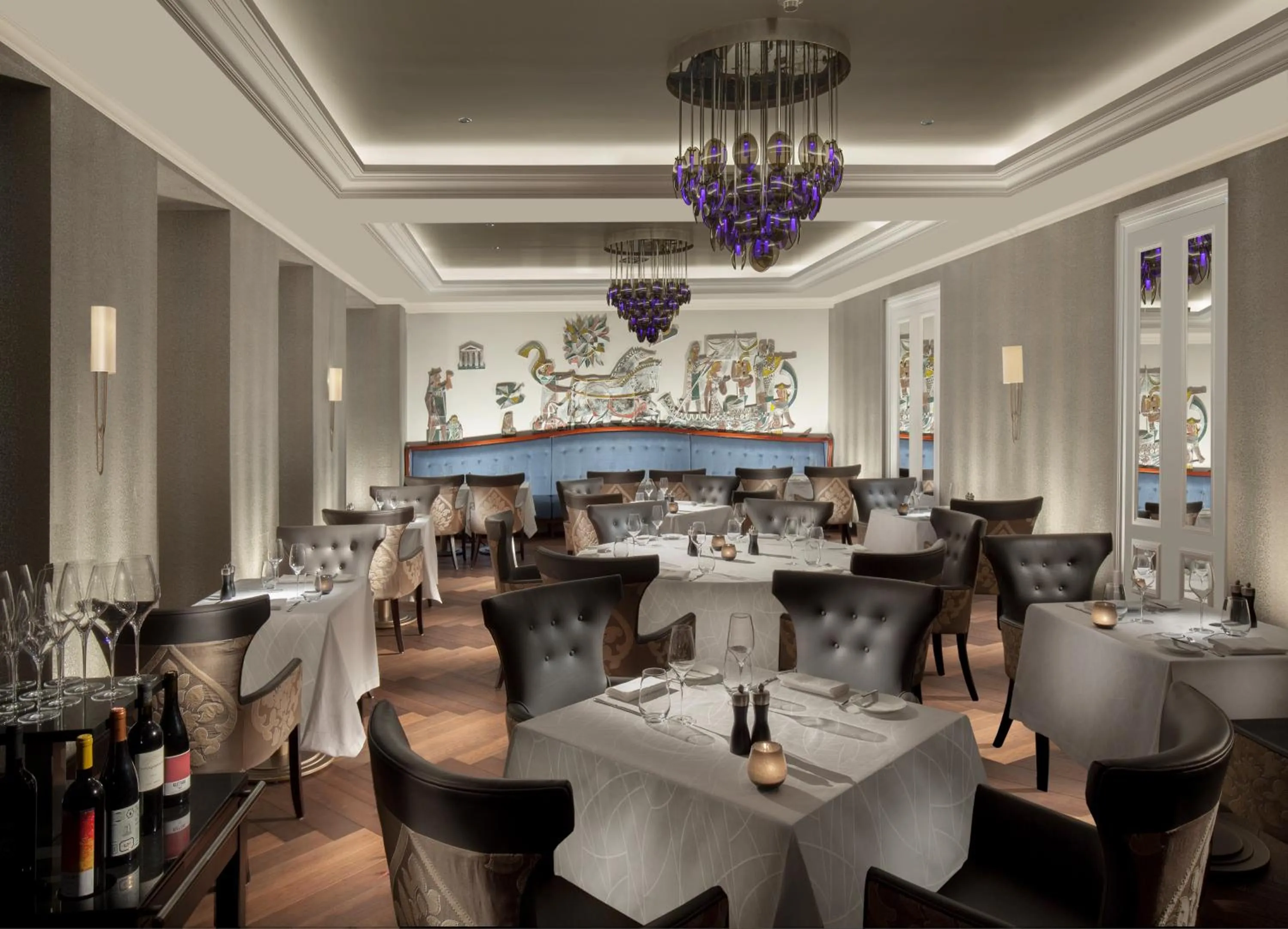 Restaurant/places to eat in Royal Savoy Hotel & Spa