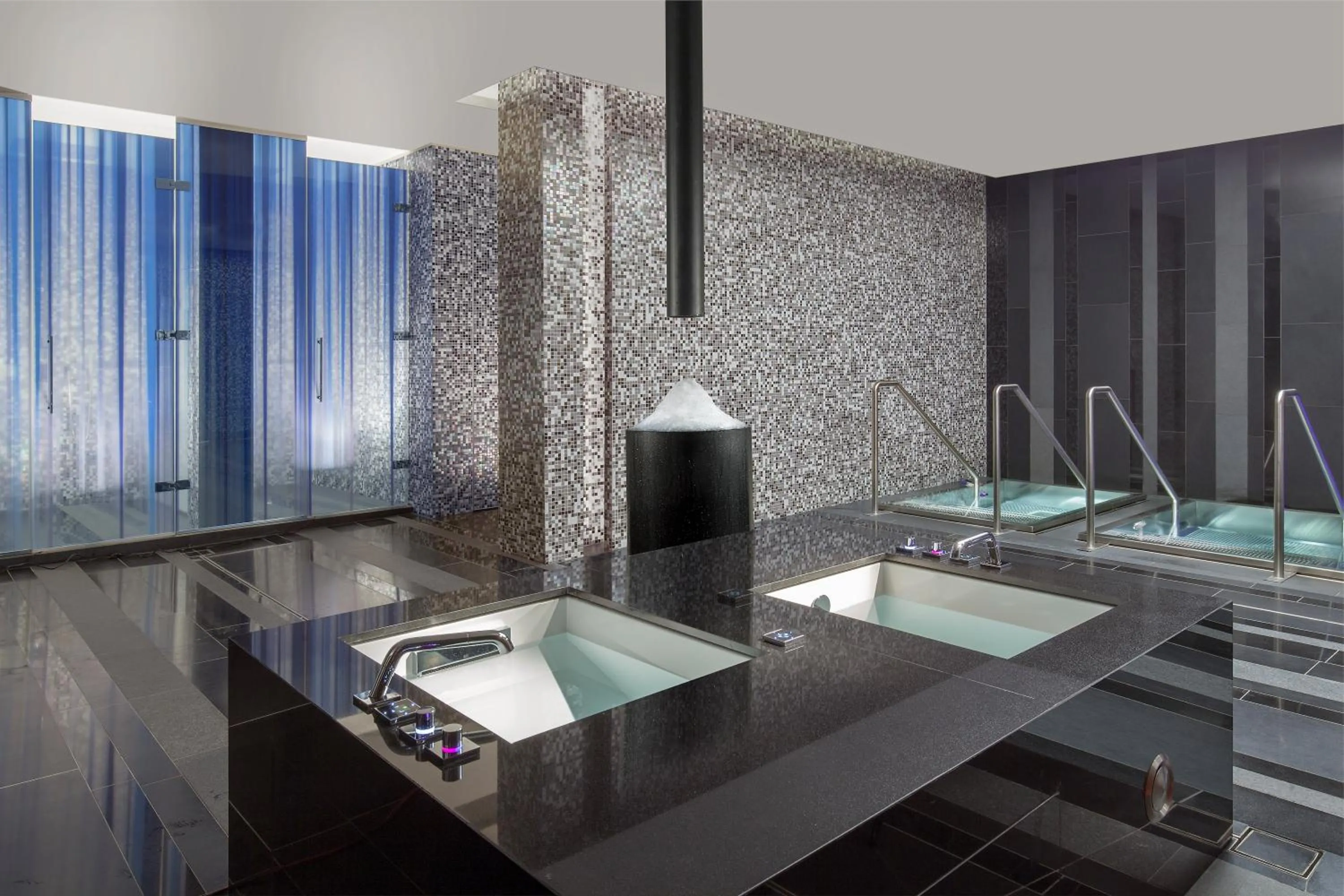 Spa and wellness centre/facilities in Royal Savoy Hotel & Spa