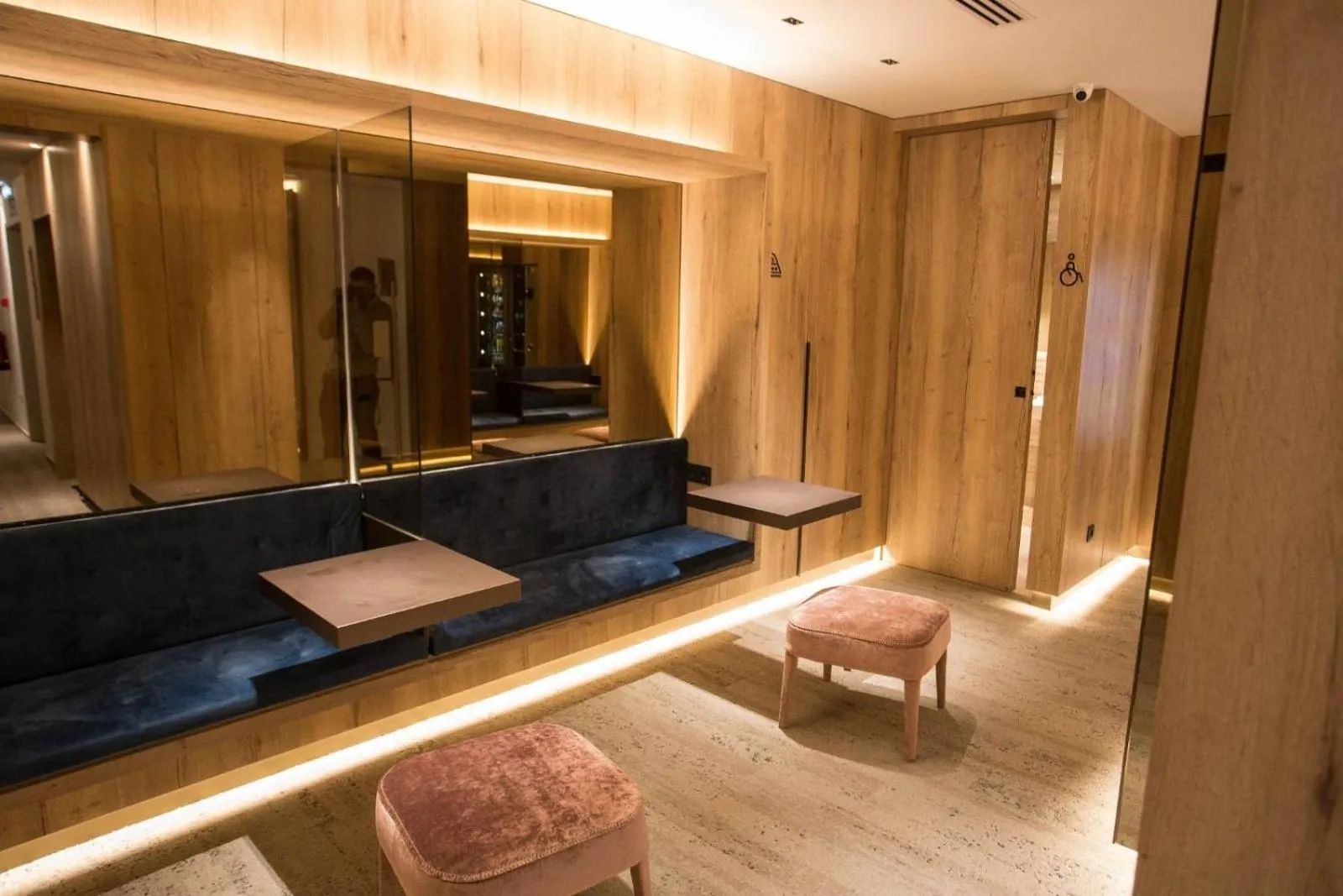 Restaurant/places to eat in Hotel Centre Reus