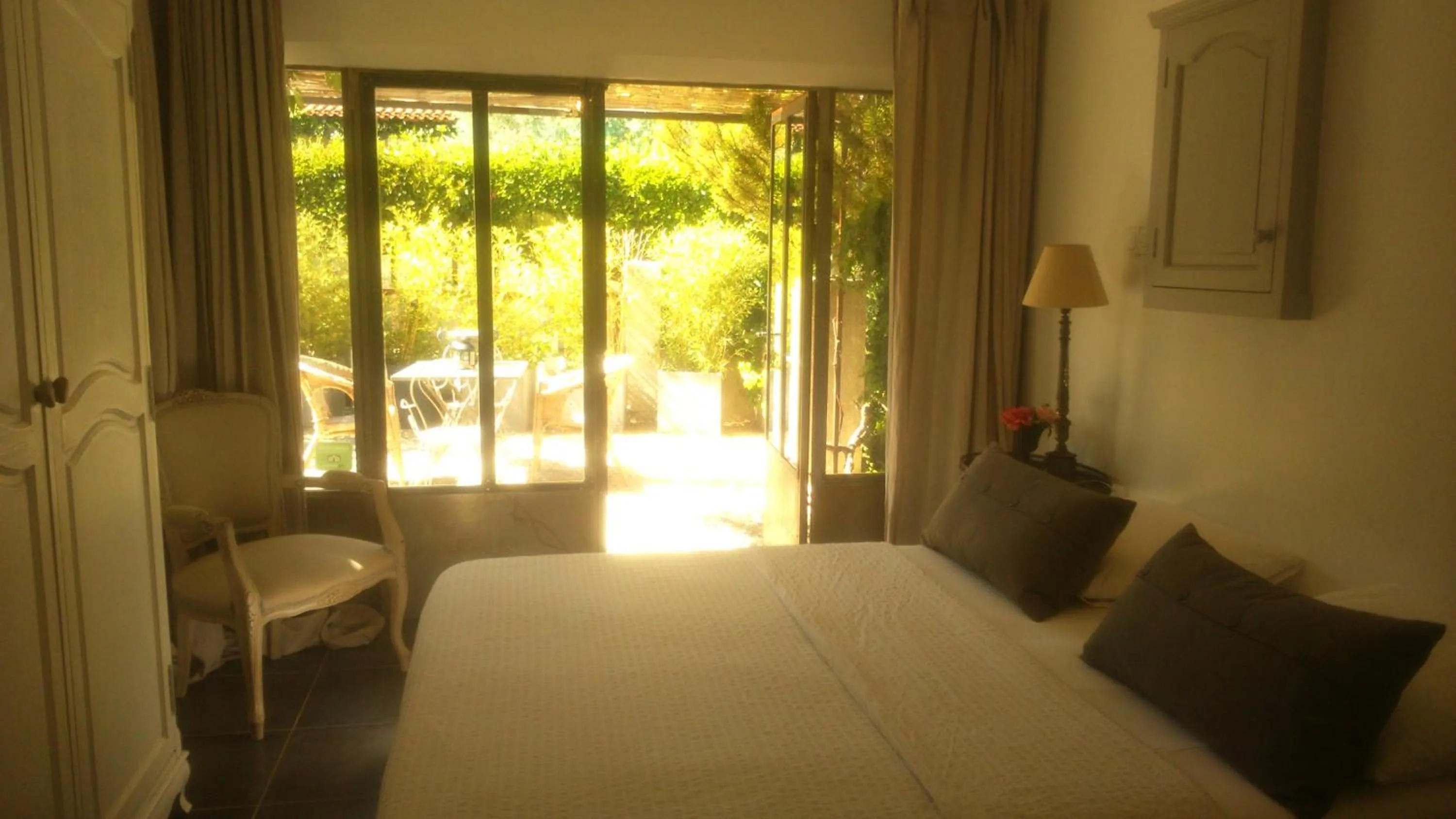 Bed in "Le Vent d'Étoile" B&B and Guesthouses