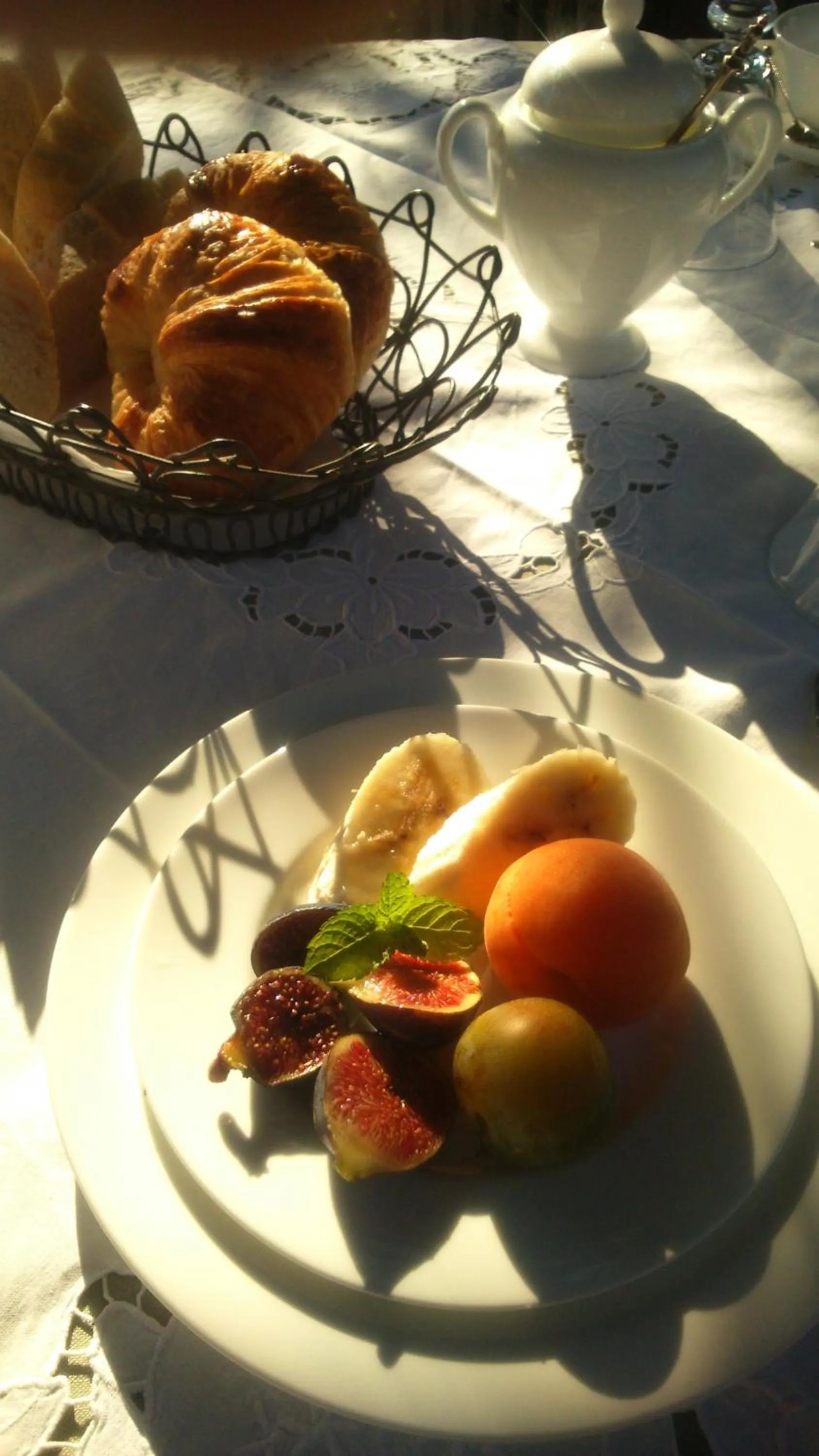 Breakfast in "Le Vent d'Étoile" B&B and Guesthouses