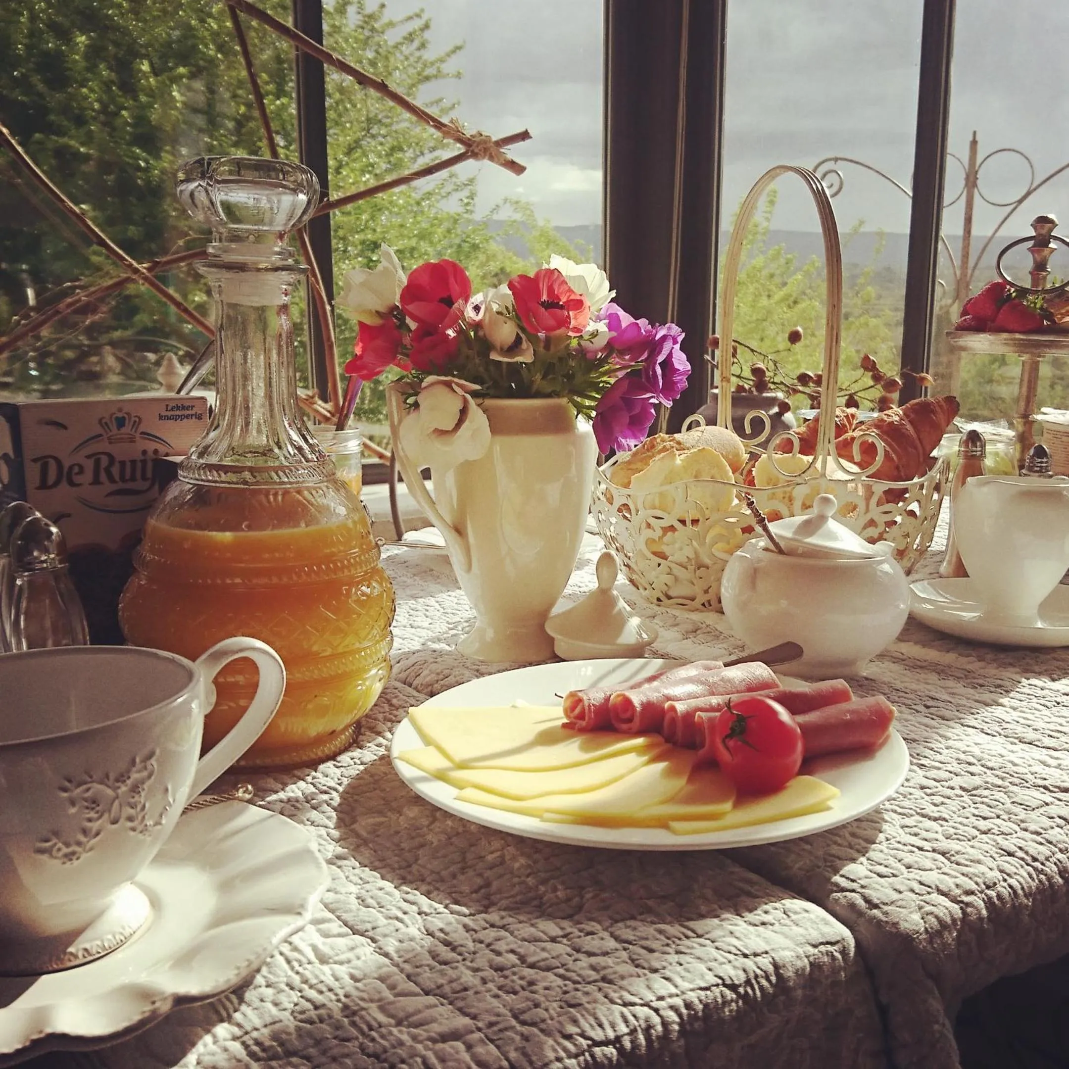 Food in "Le Vent d'Étoile" B&B and Guesthouses