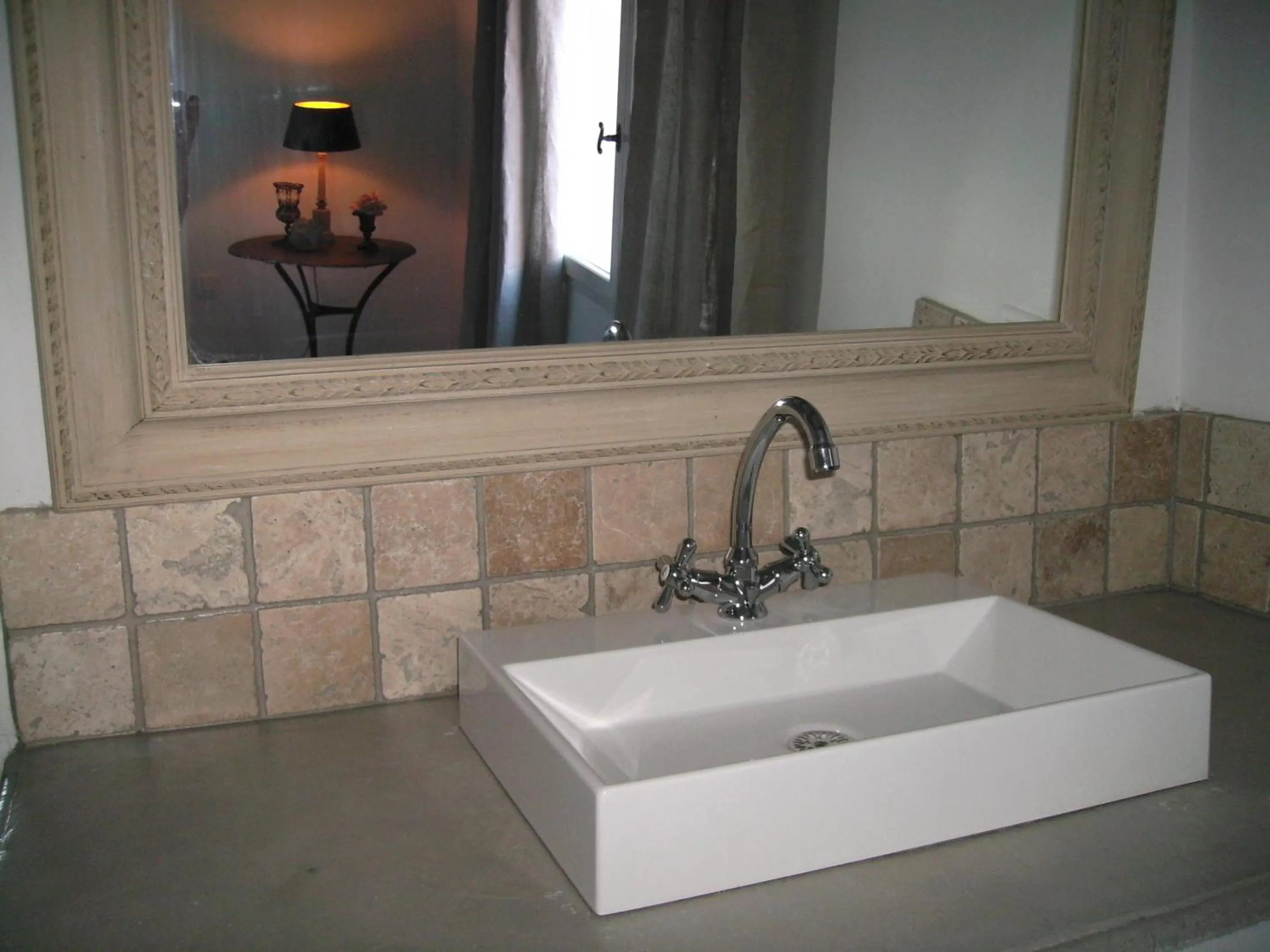 Decorative detail in "Le Vent d'Étoile" B&B and Guesthouses