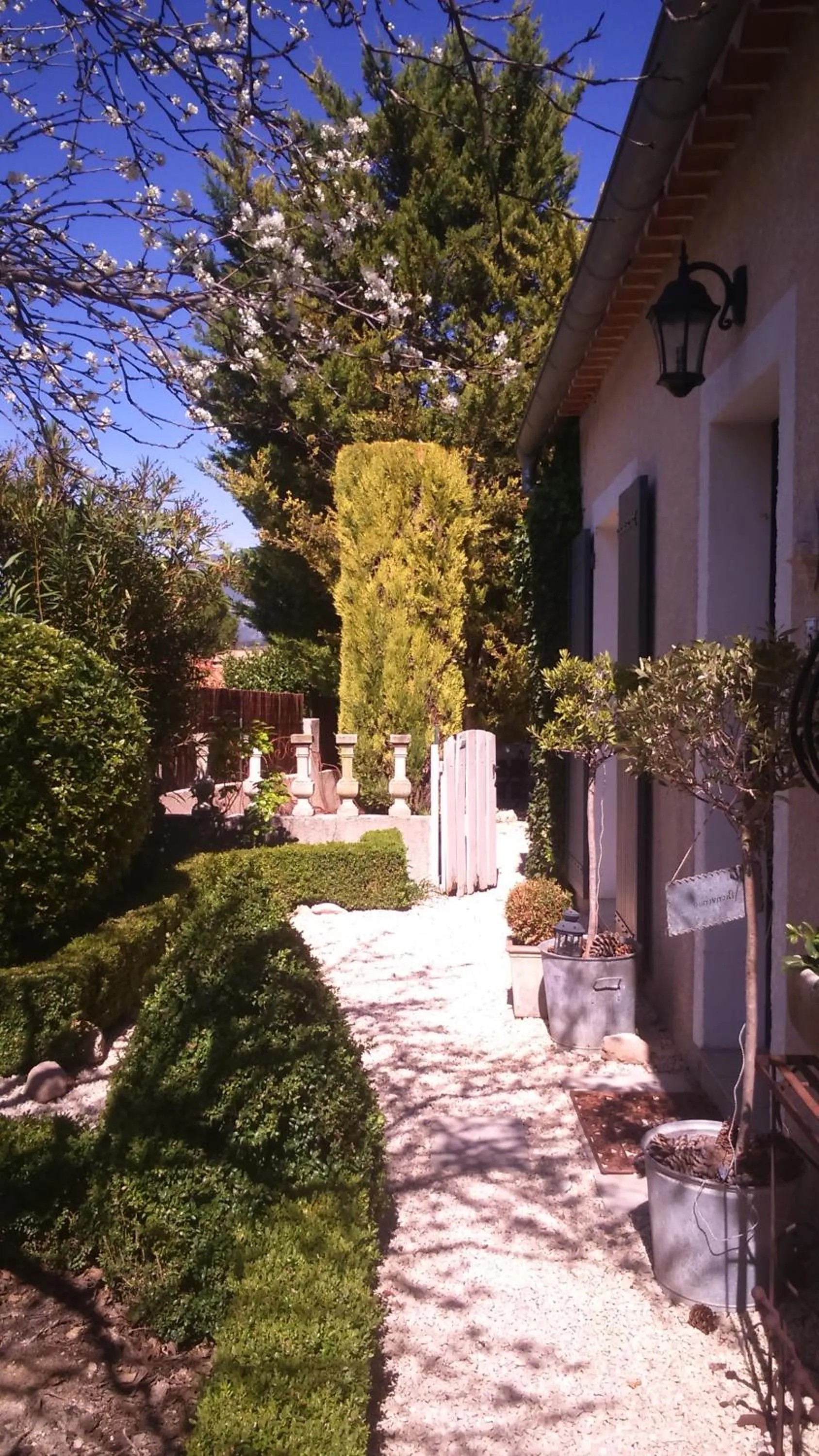 Facade/entrance in "Le Vent d'Étoile" B&B and Guesthouses