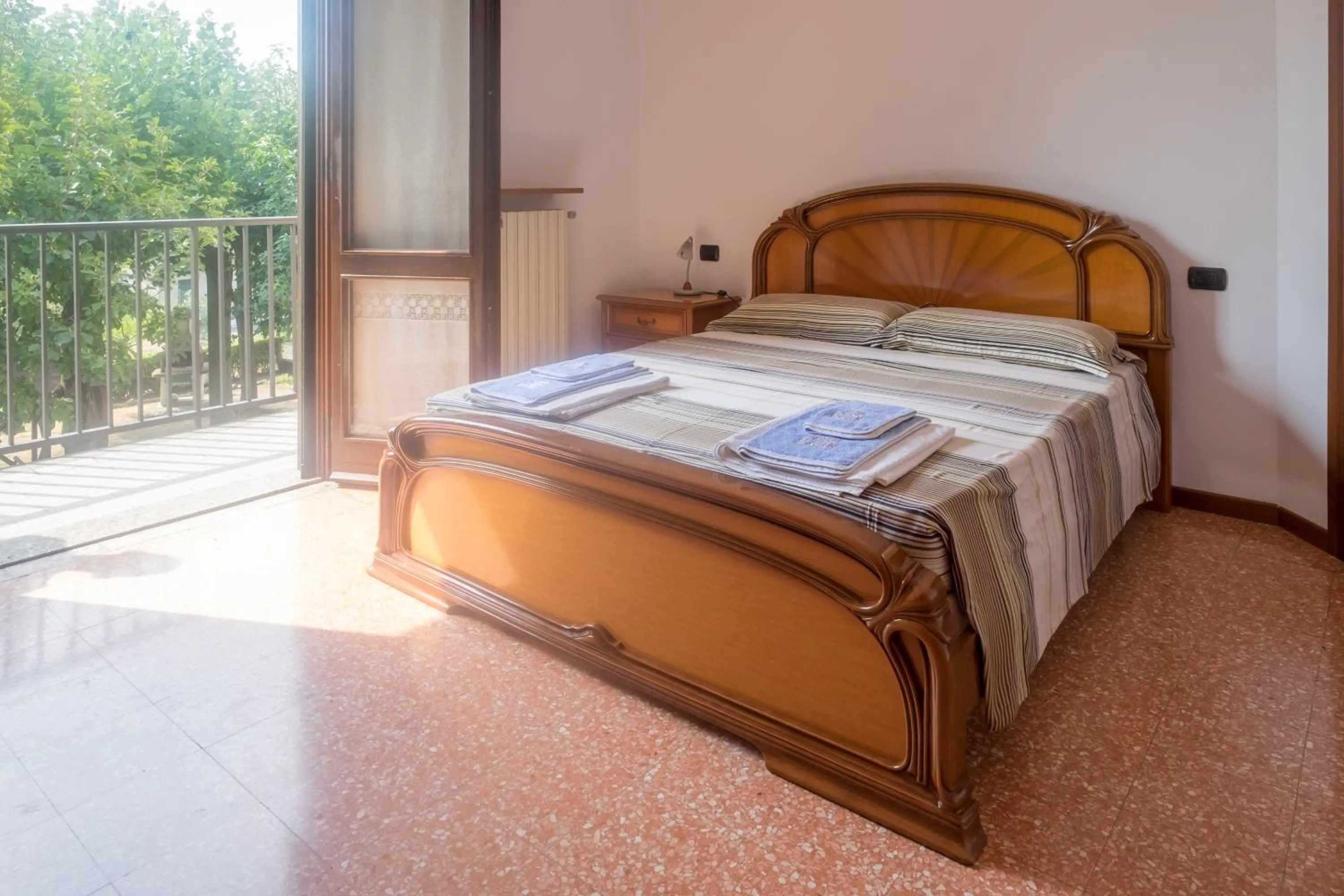 Bedroom, Bed in B&B Le Camelie