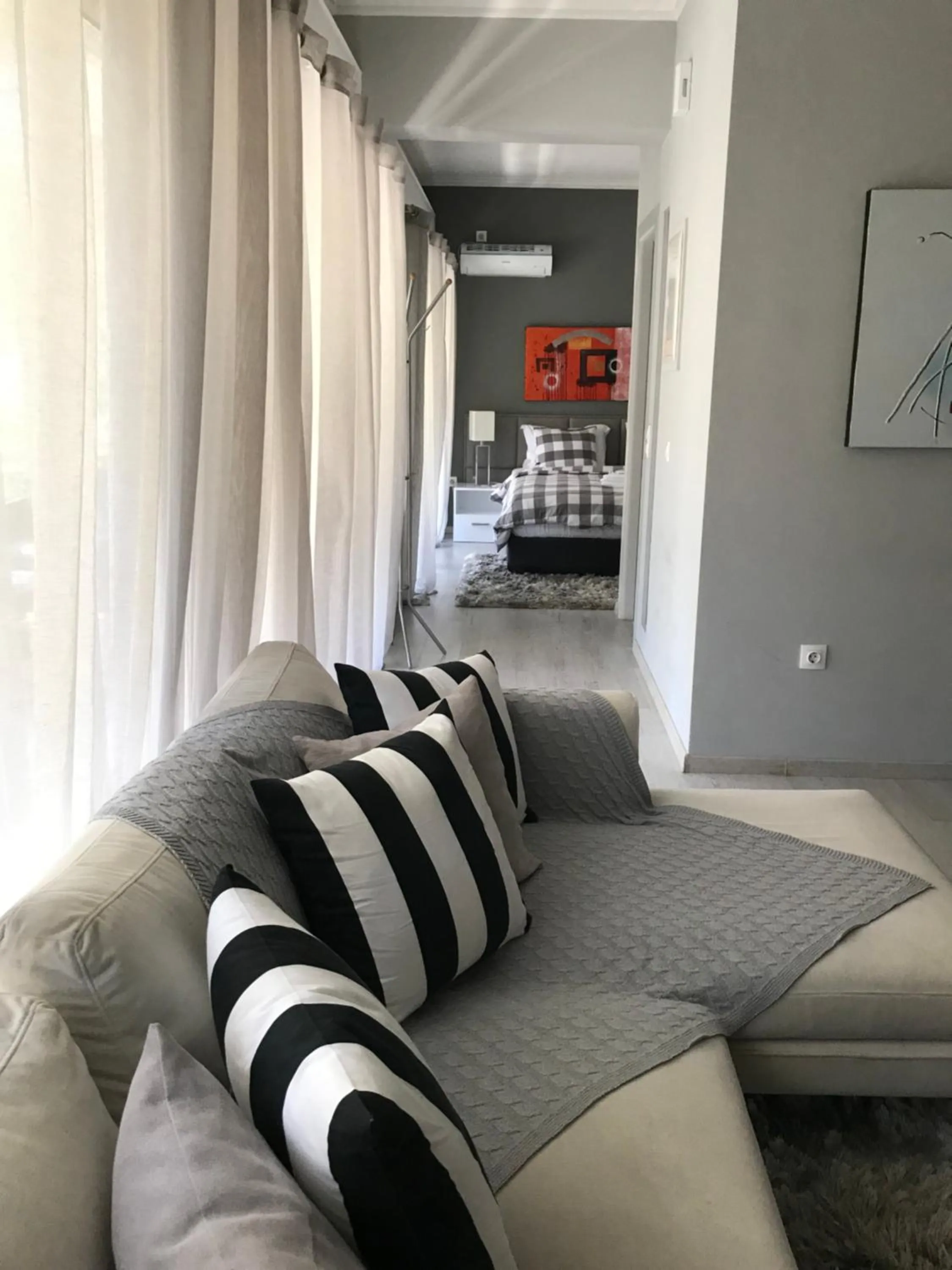 Bedroom, Bed in Urban Residence