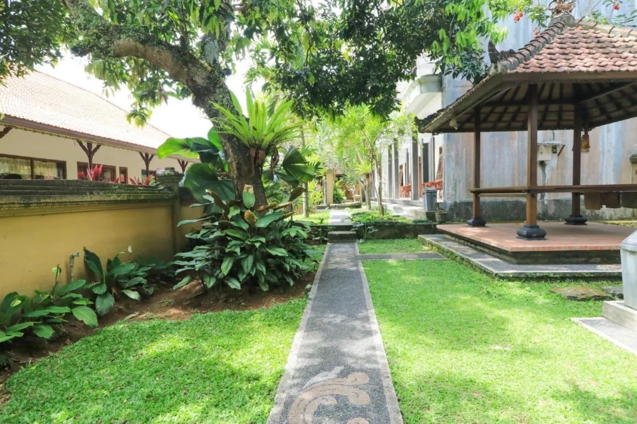 Garden in Gianyar Hotel