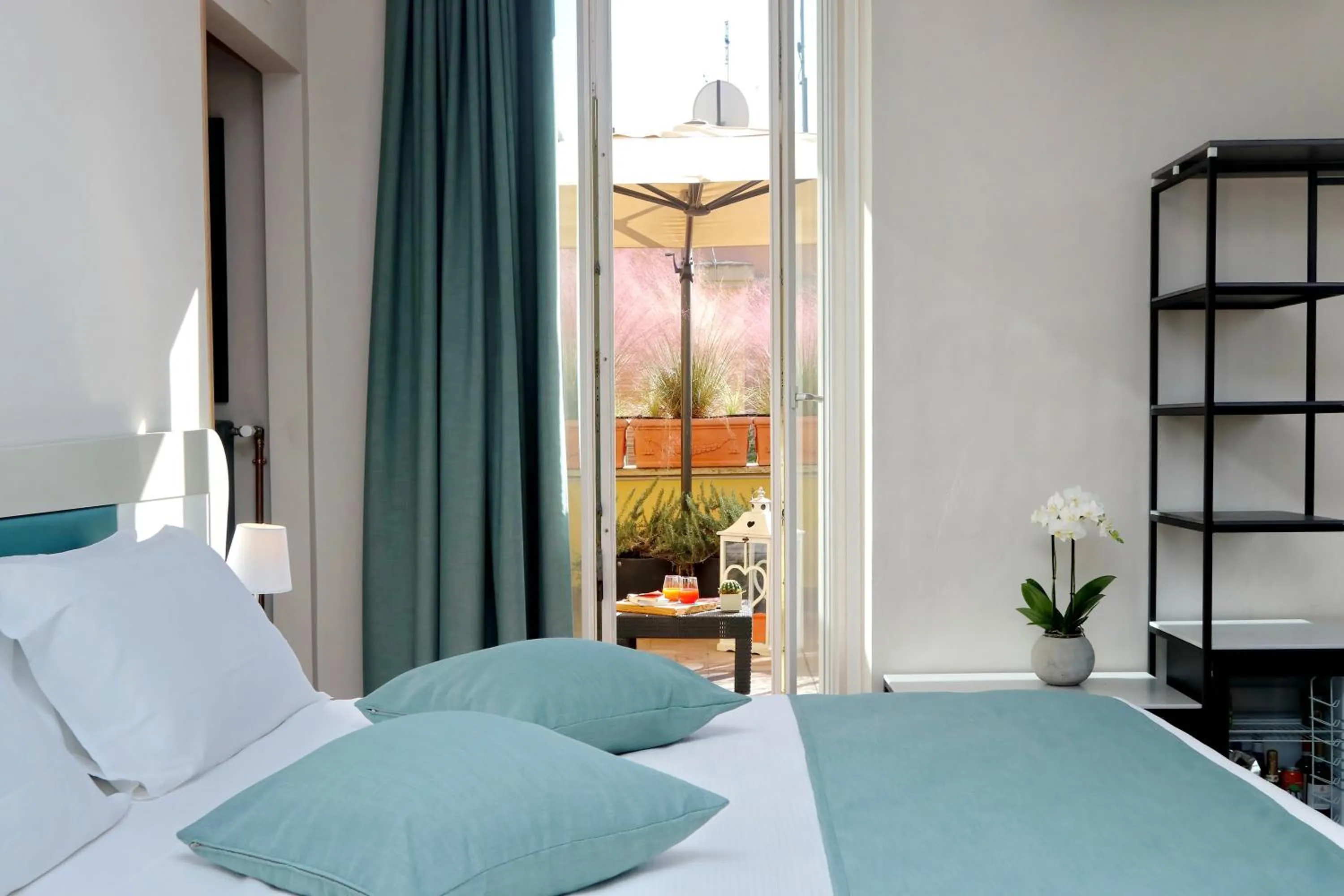 Balcony/Terrace, Bed in Vico Rooms and Terrace