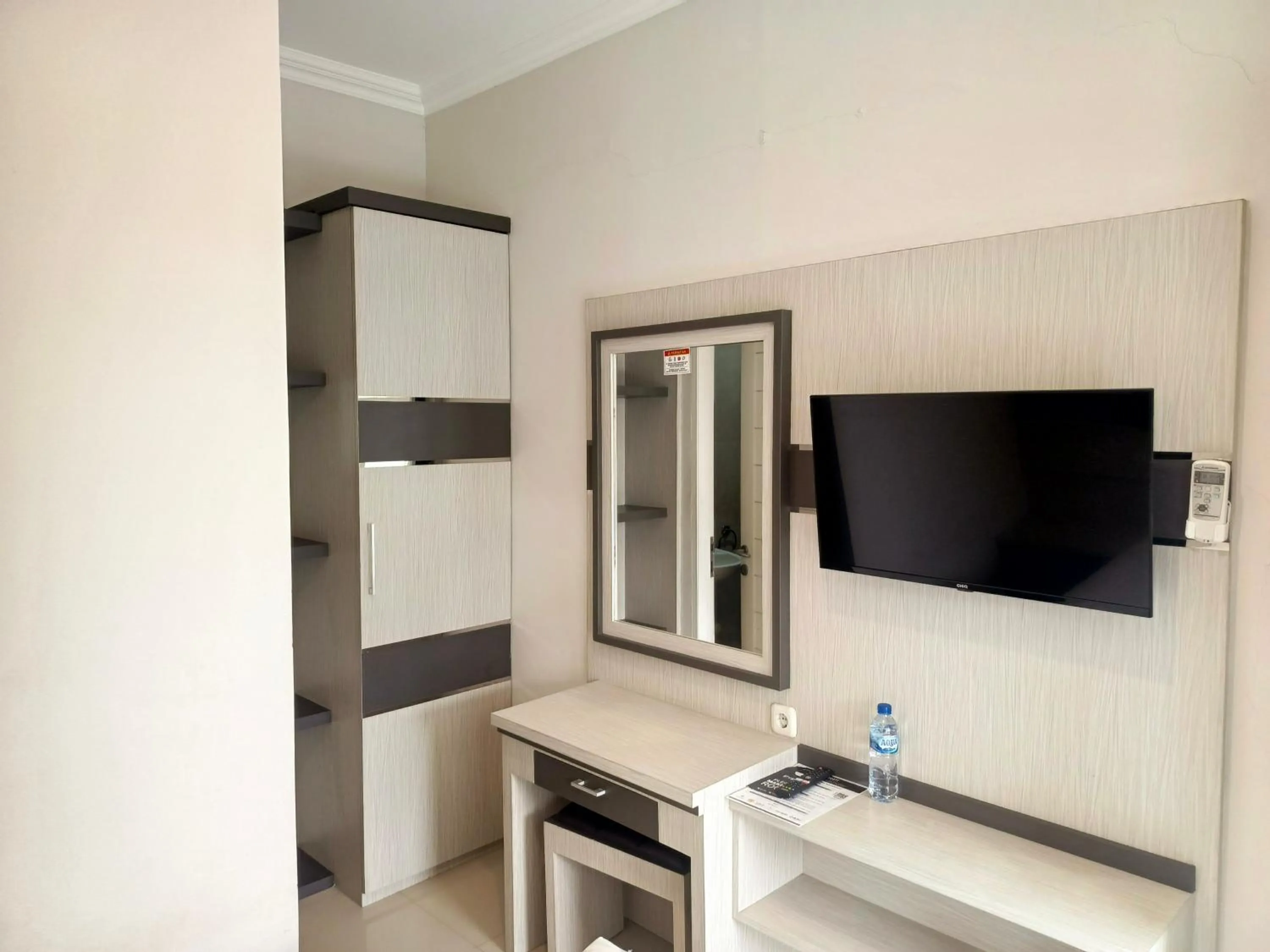 TV and multimedia in Kyrie Hotel