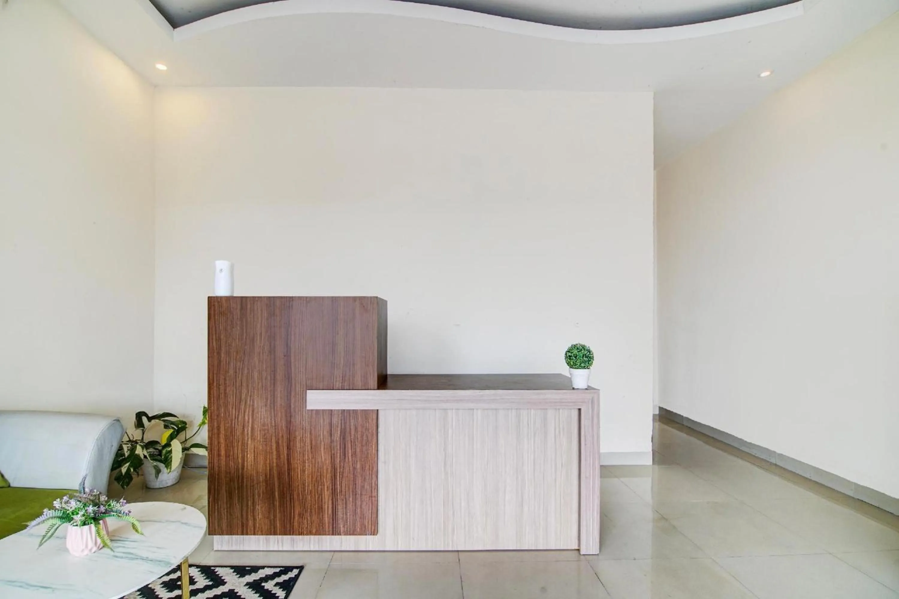 Lobby or reception in Capital O Pusat Kota Pekanbaru Near Mall Living World Formerly Radja Homestay