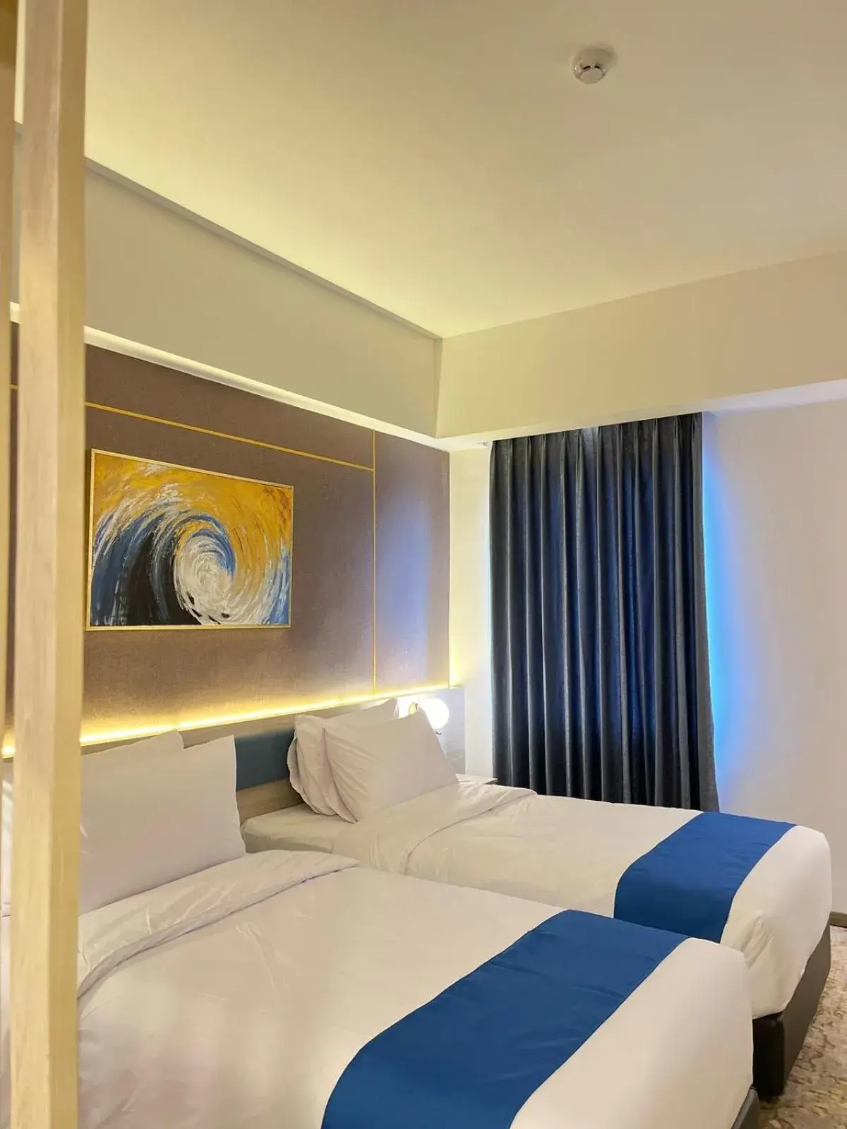 Twin Room with View in LYNN Hotel Tuban Twin Room with View in LYNN Hotel Tuban