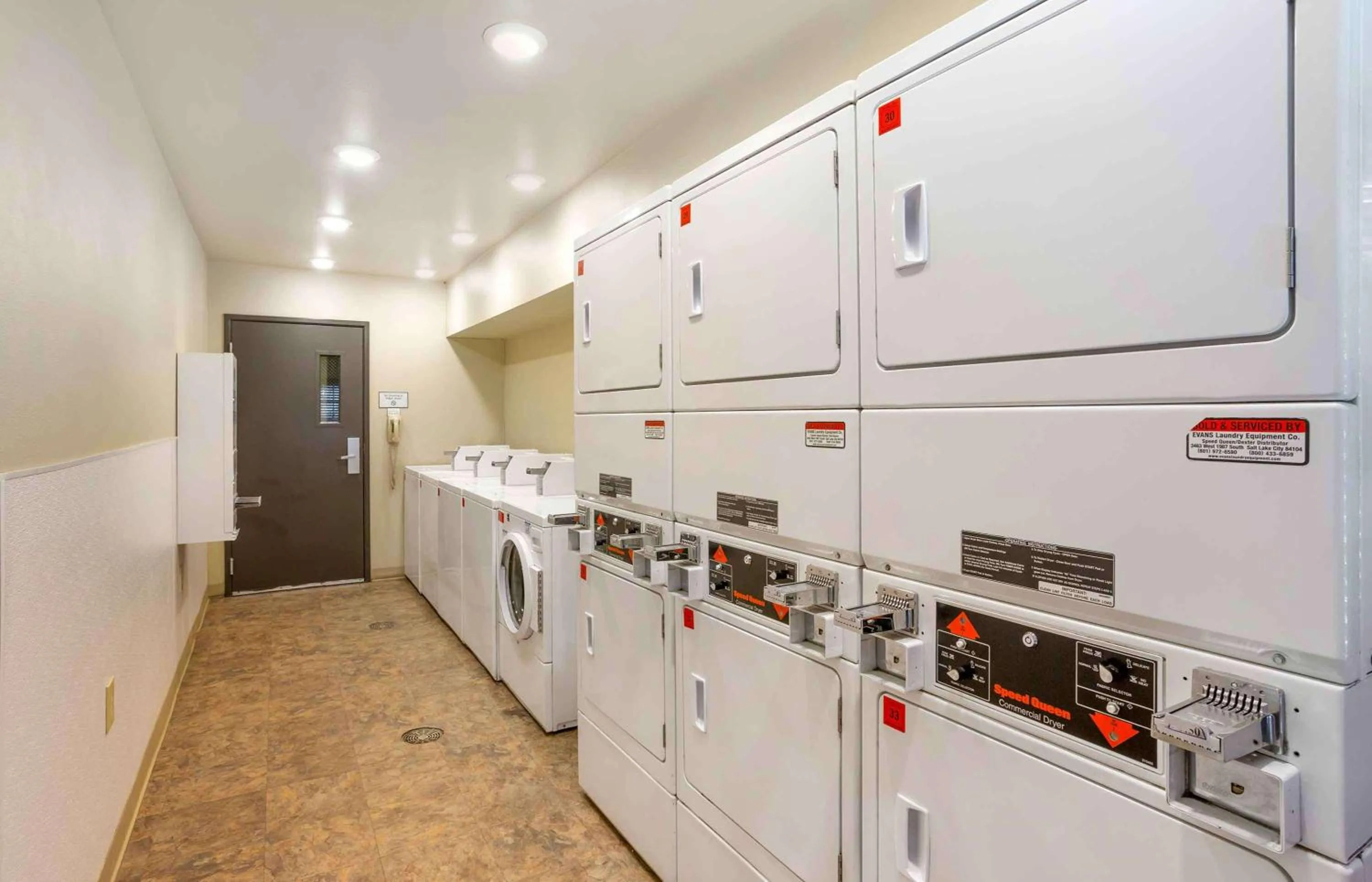 Property building in Extended Stay America Select Suites - Provo - American Fork