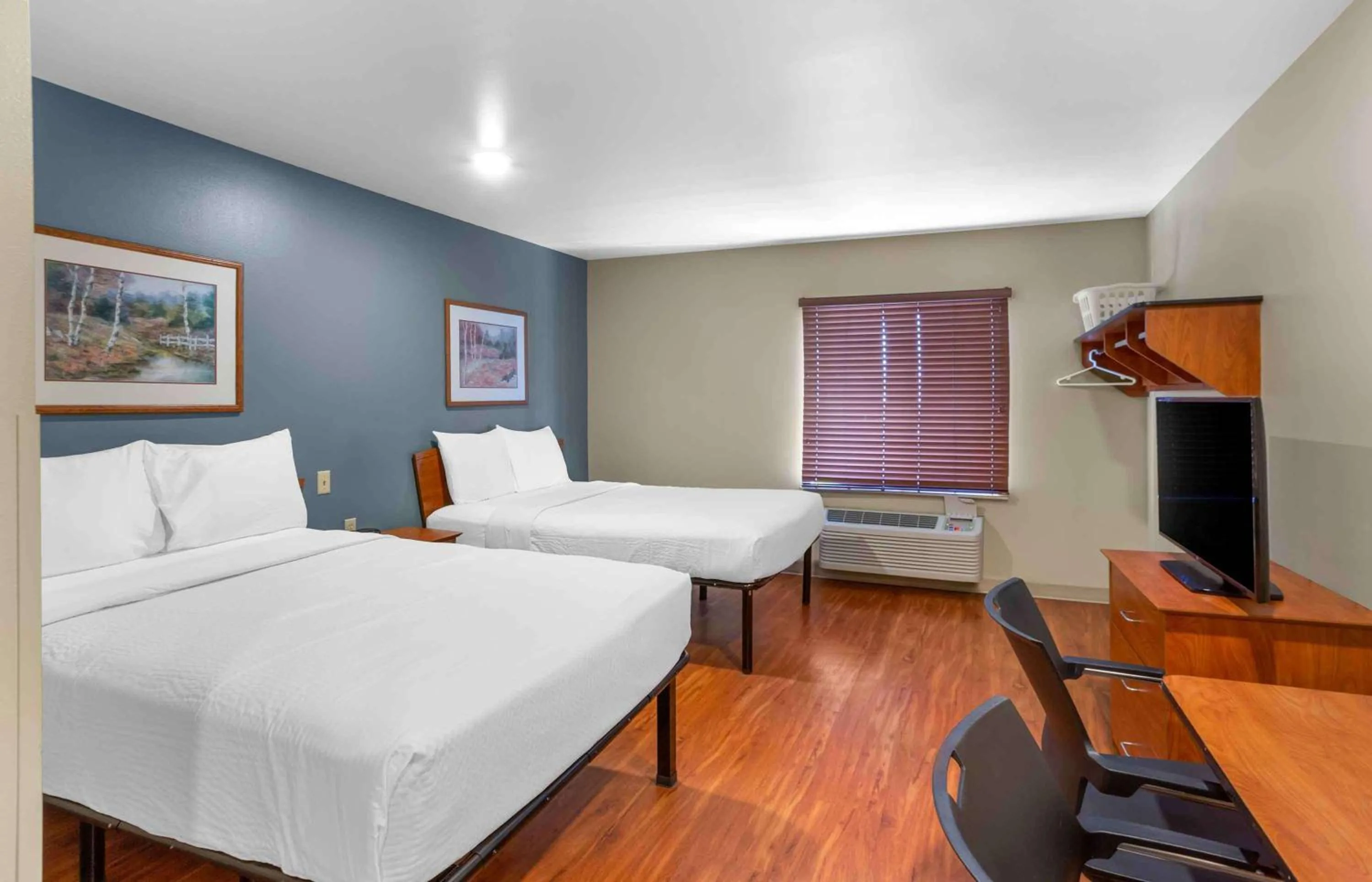 Bedroom, Bed in Extended Stay America Select Suites - Provo - American Fork