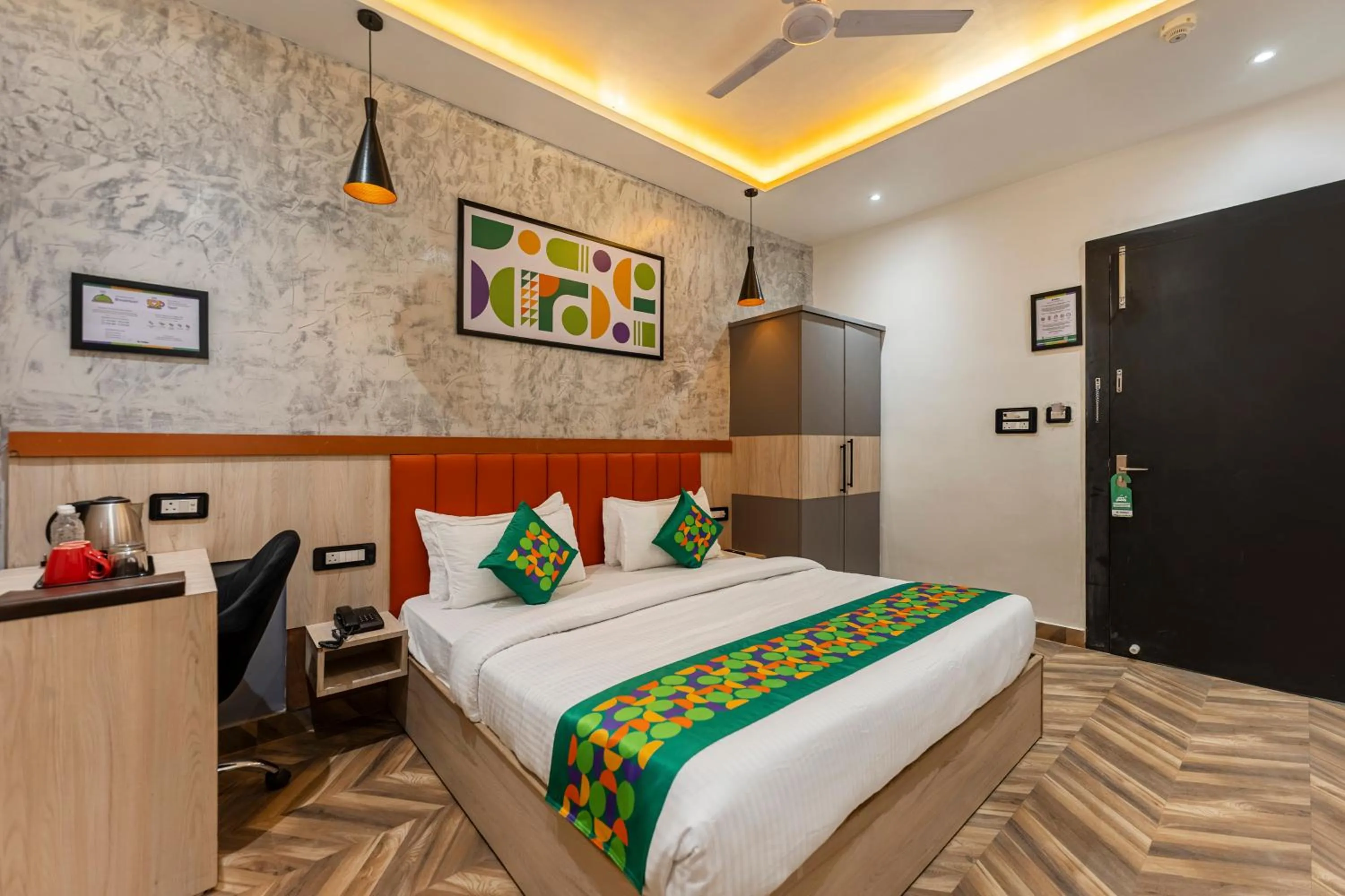 Bedroom, Bed in Treebo Divine Stay Prayagraj
