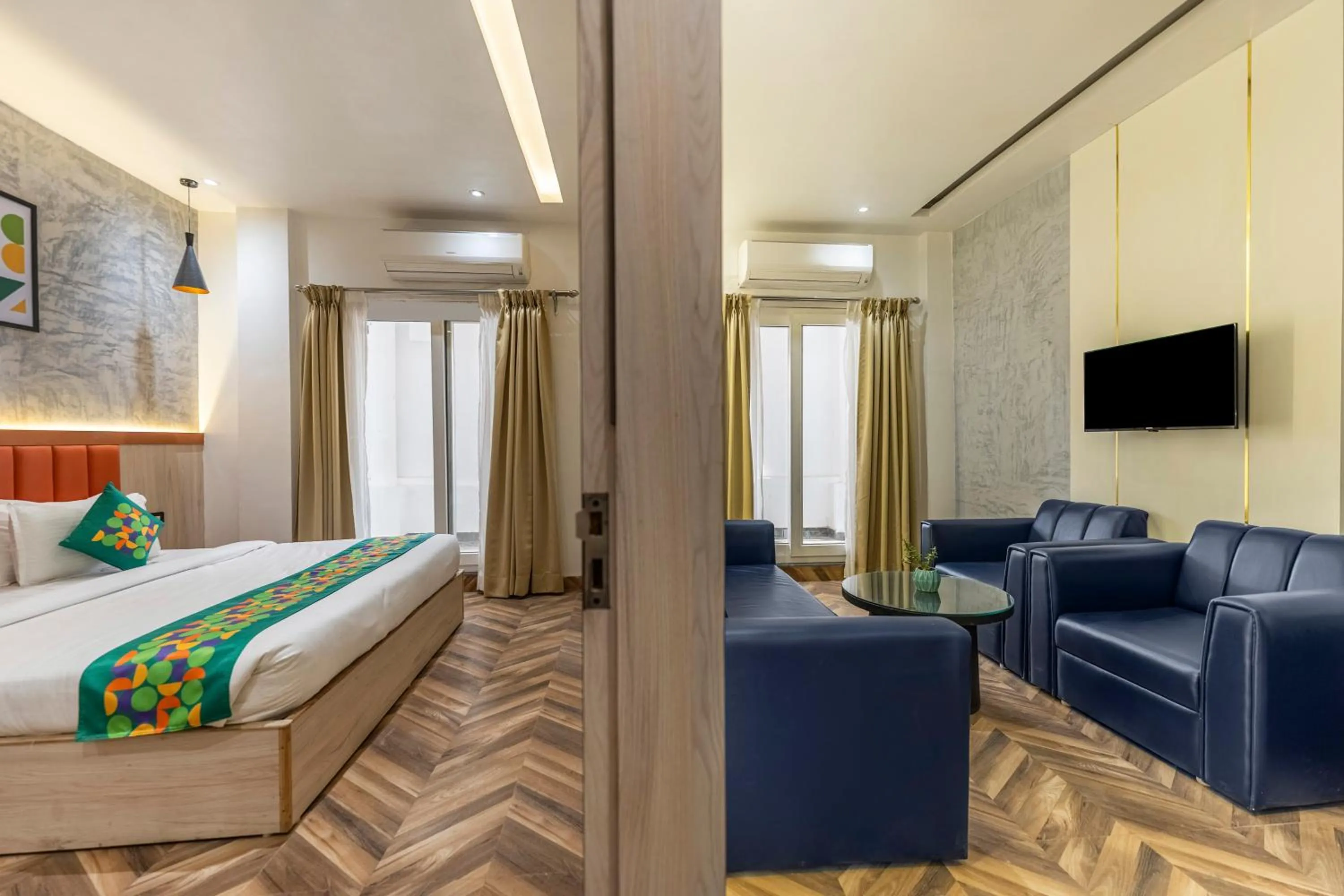 Bedroom, Bed in Treebo Divine Stay Prayagraj