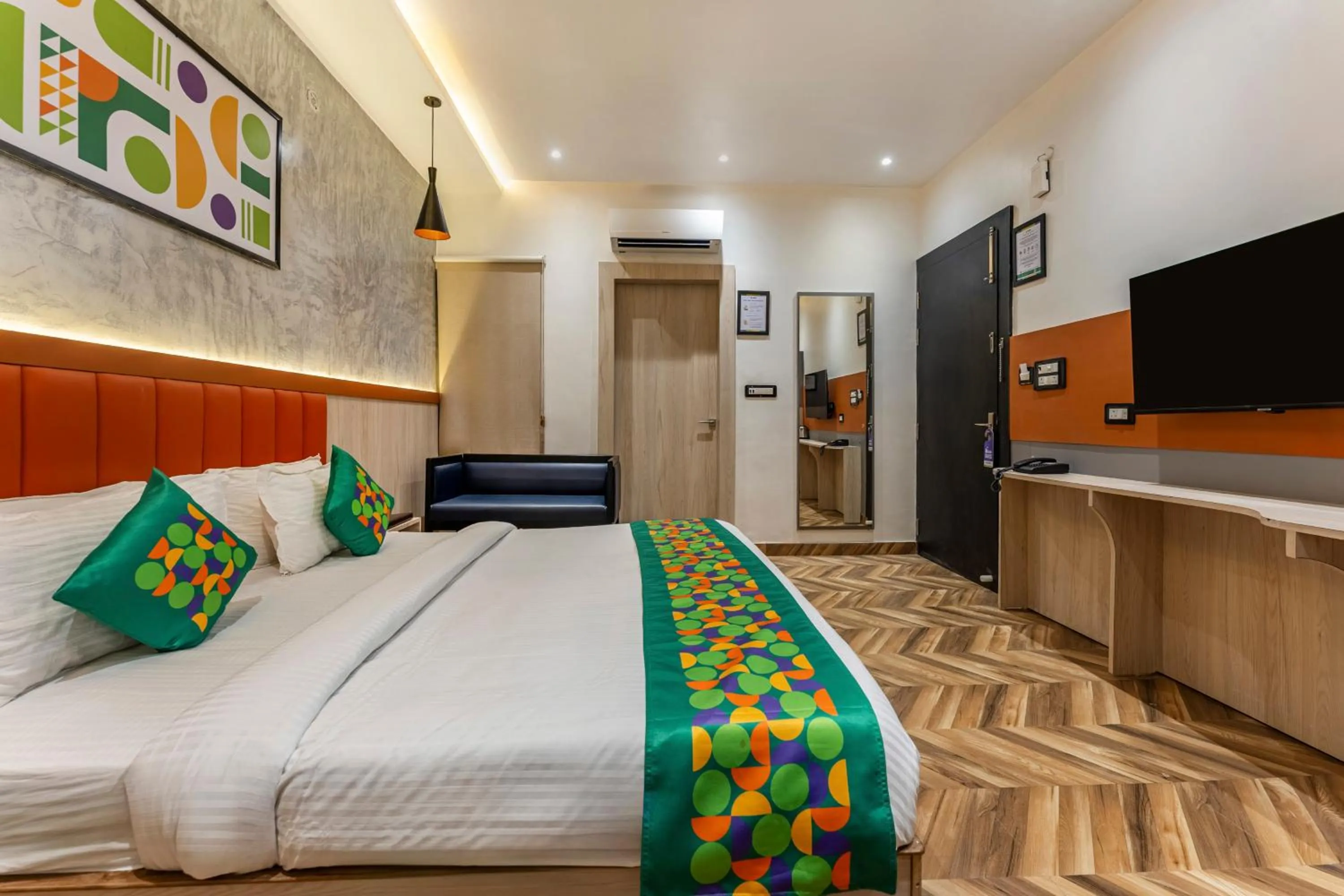 Bedroom, Bed in Treebo Divine Stay Prayagraj