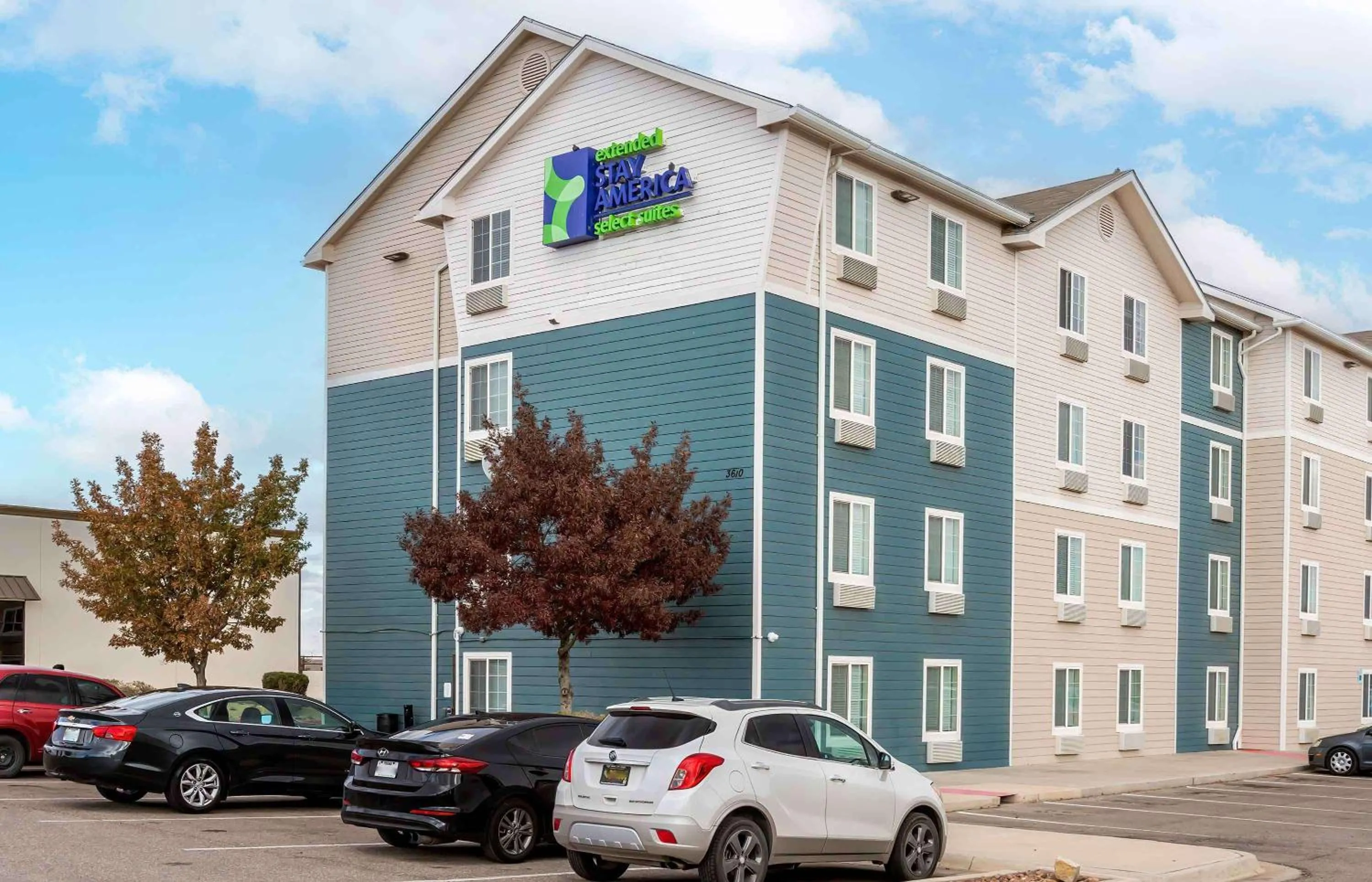 Property Building in WoodSpring Suites El Paso Airport