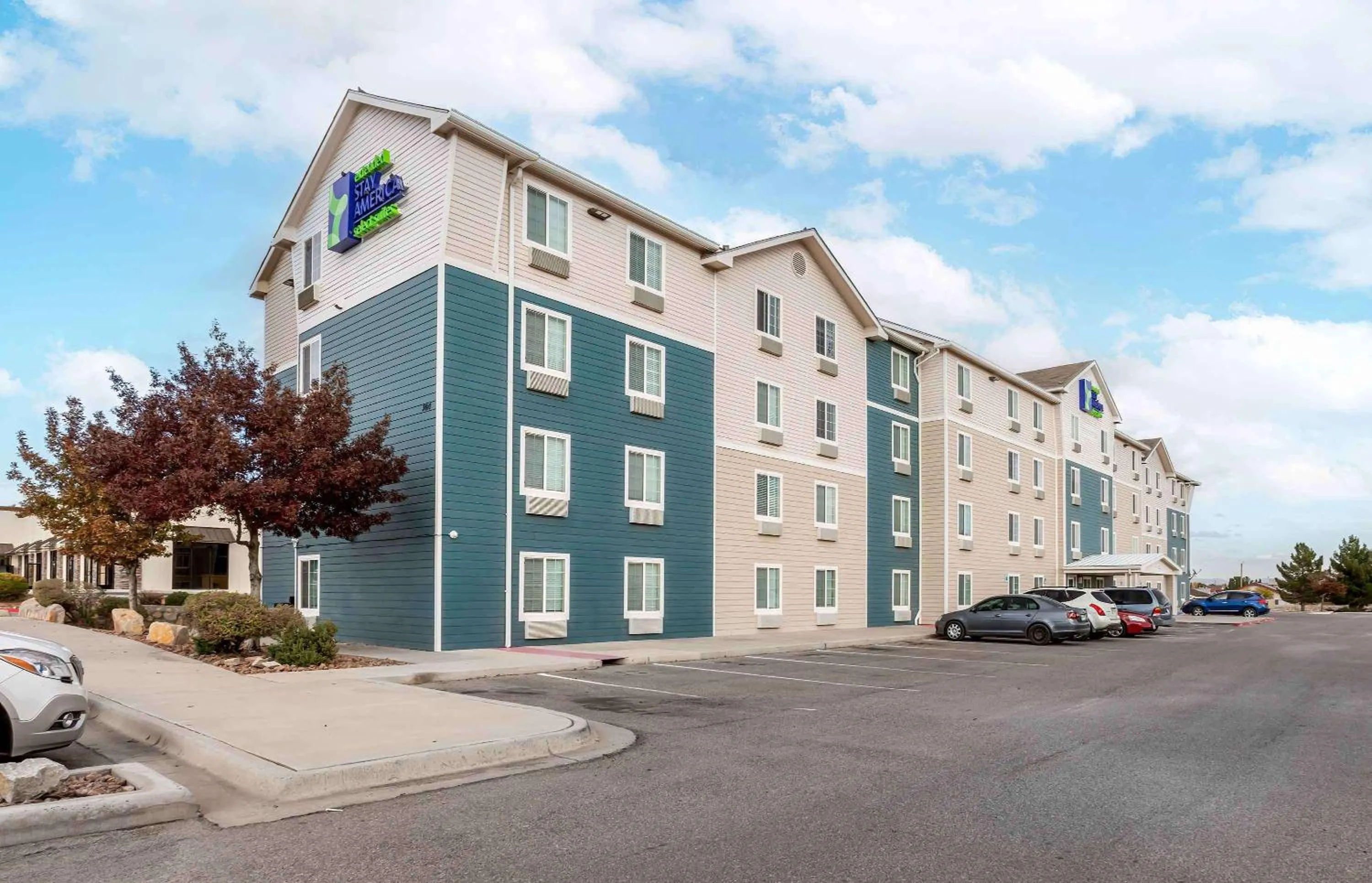 Property Building in WoodSpring Suites El Paso Airport