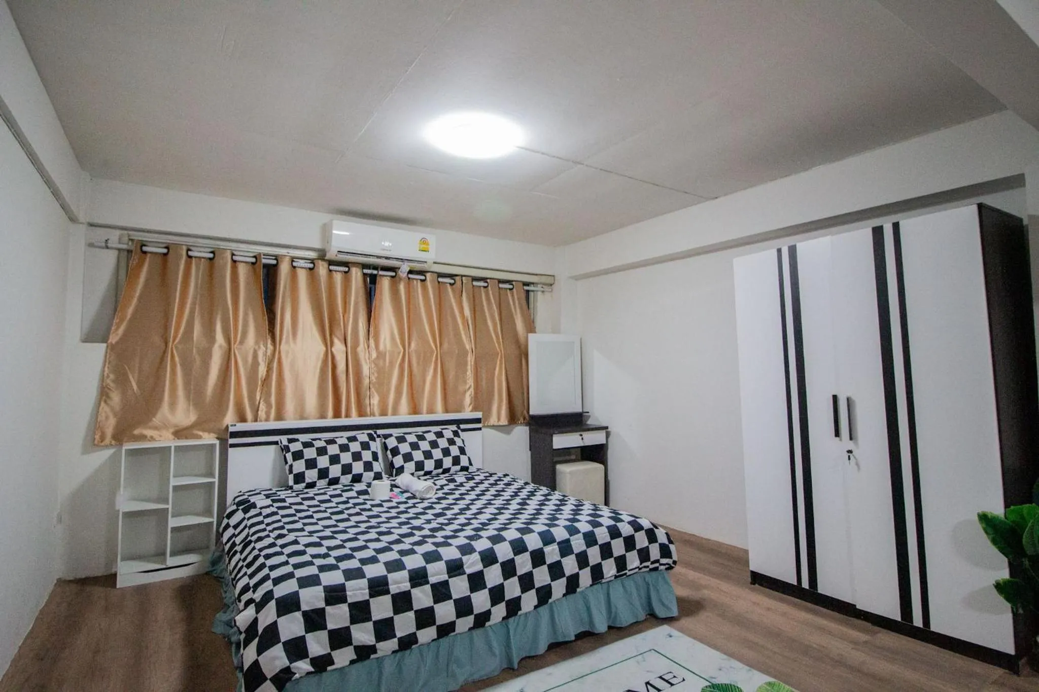 Bed in Skutan Inn Bangchak