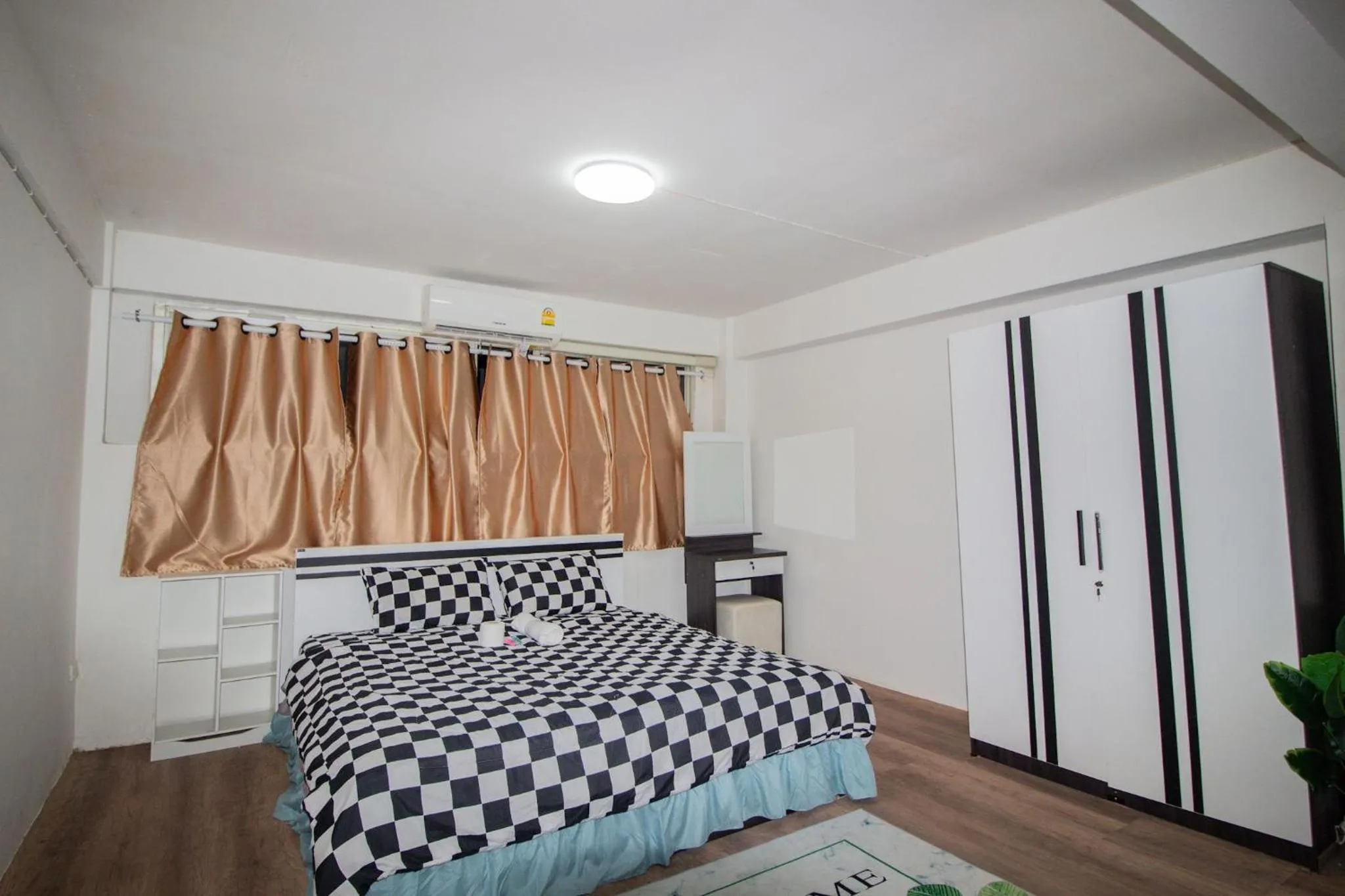 Bed in Skutan Inn Bangchak