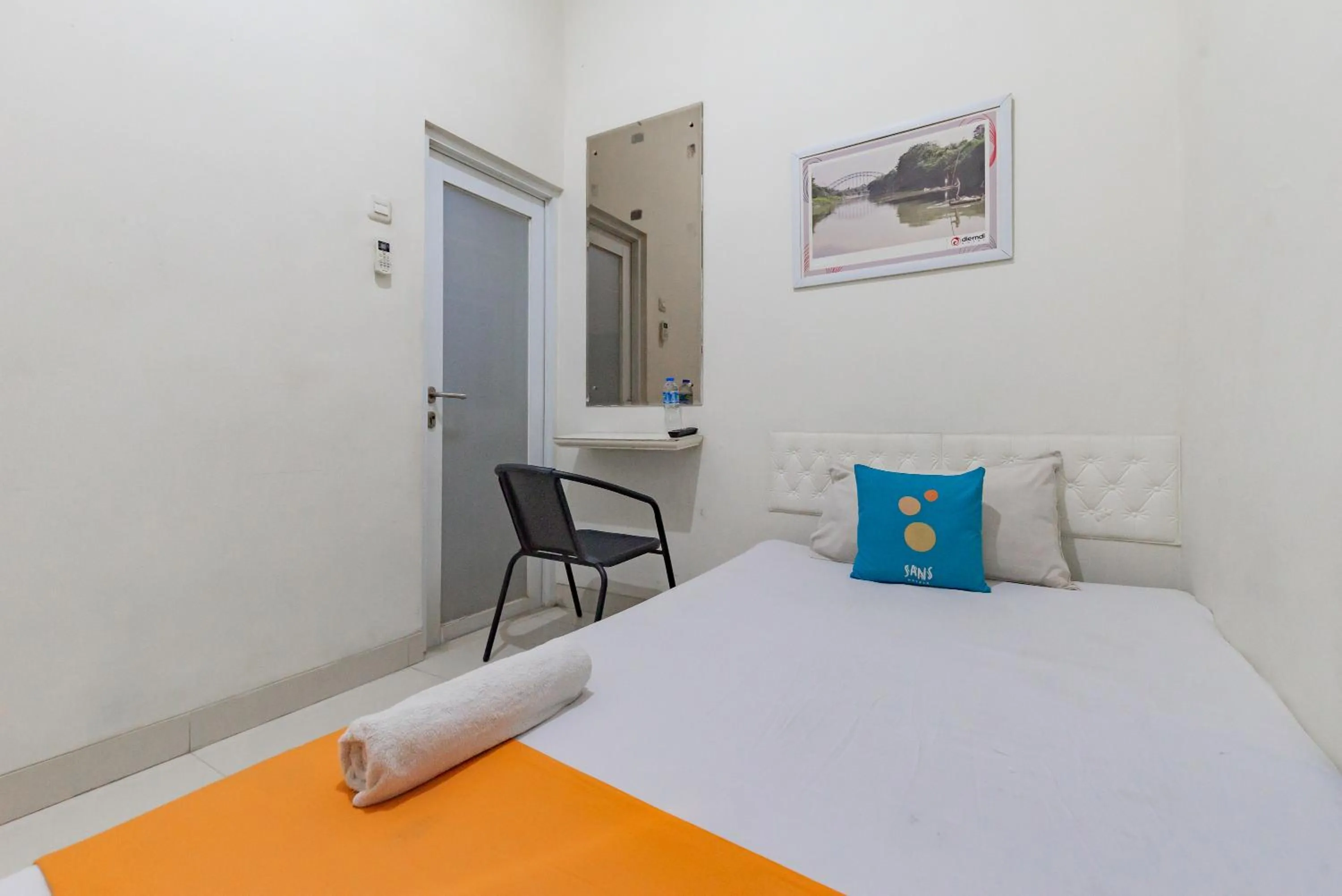 Bedroom, Bed in Sans Vibes Diemdi Kiaracondoong Bandung