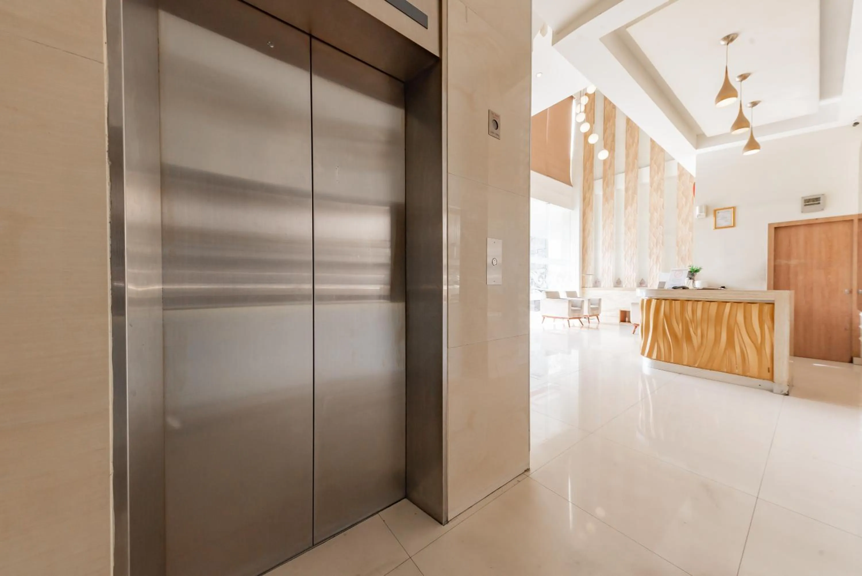 elevator in Sans Vibes Diemdi Kiaracondoong Bandung