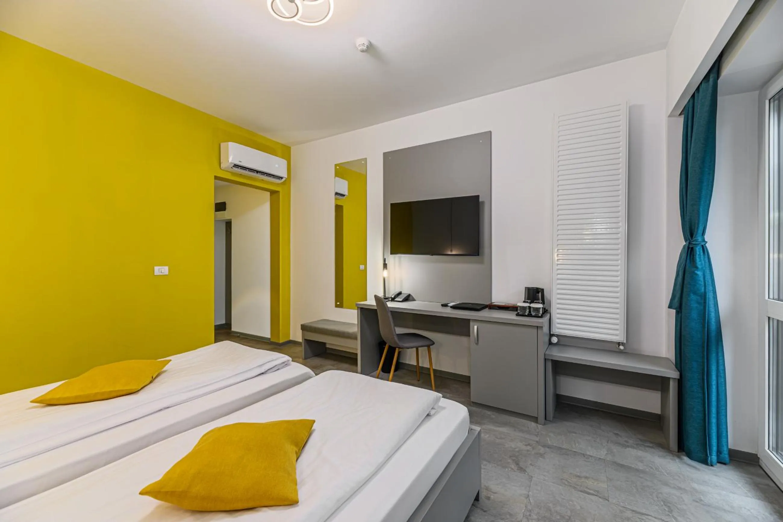 Bed in Johann Strauss Hotel