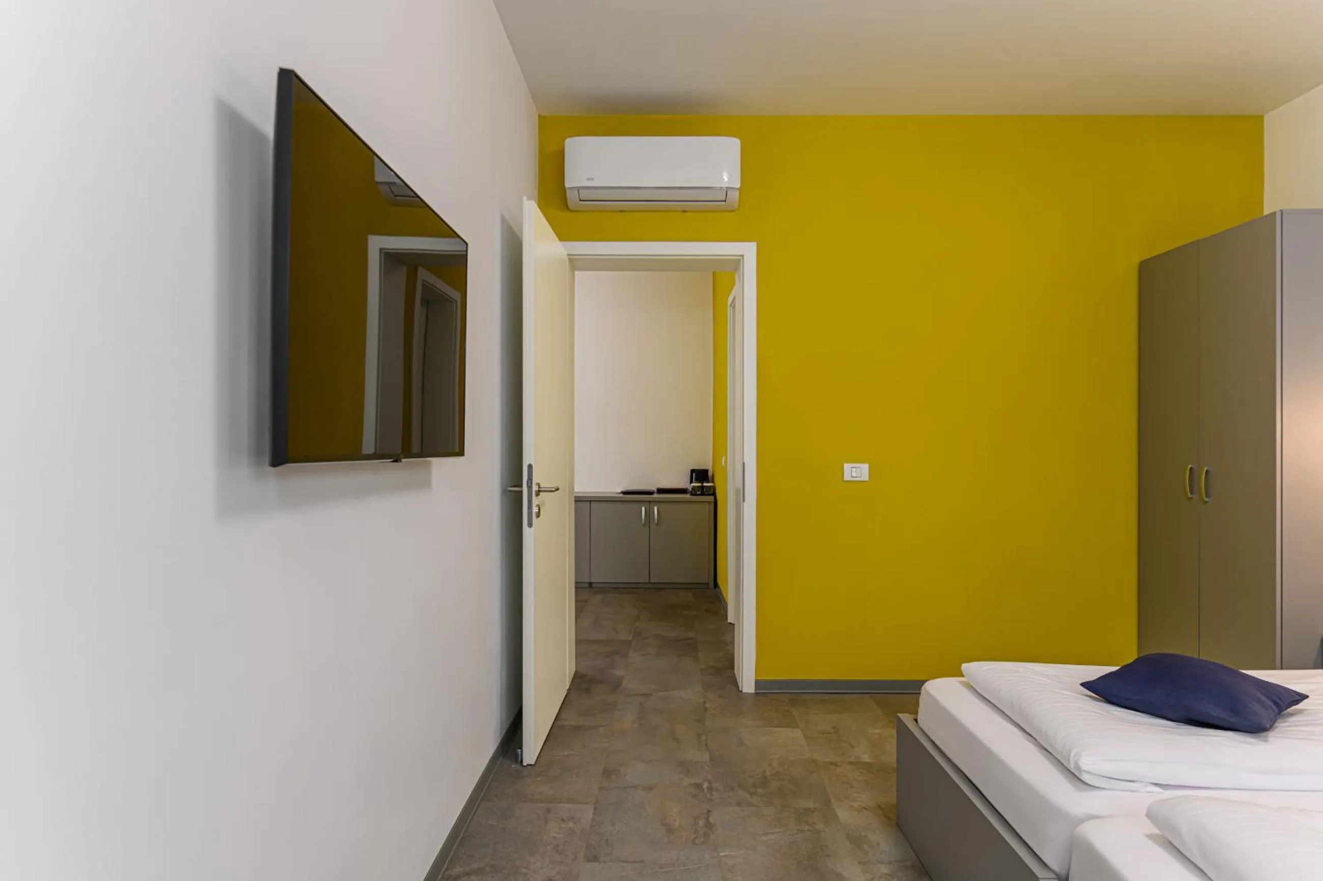 Bed in Johann Strauss Hotel