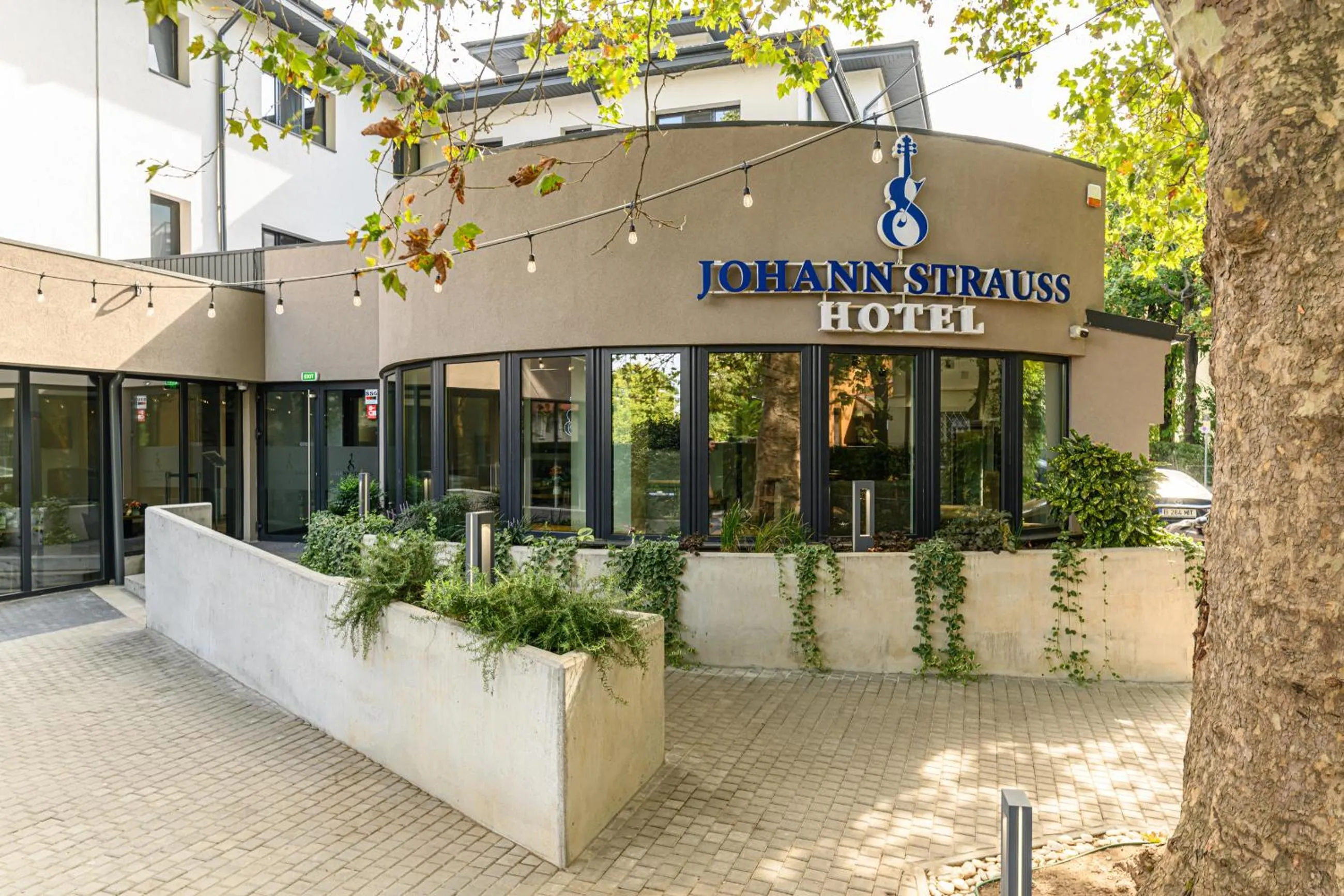 Property building in Johann Strauss Hotel