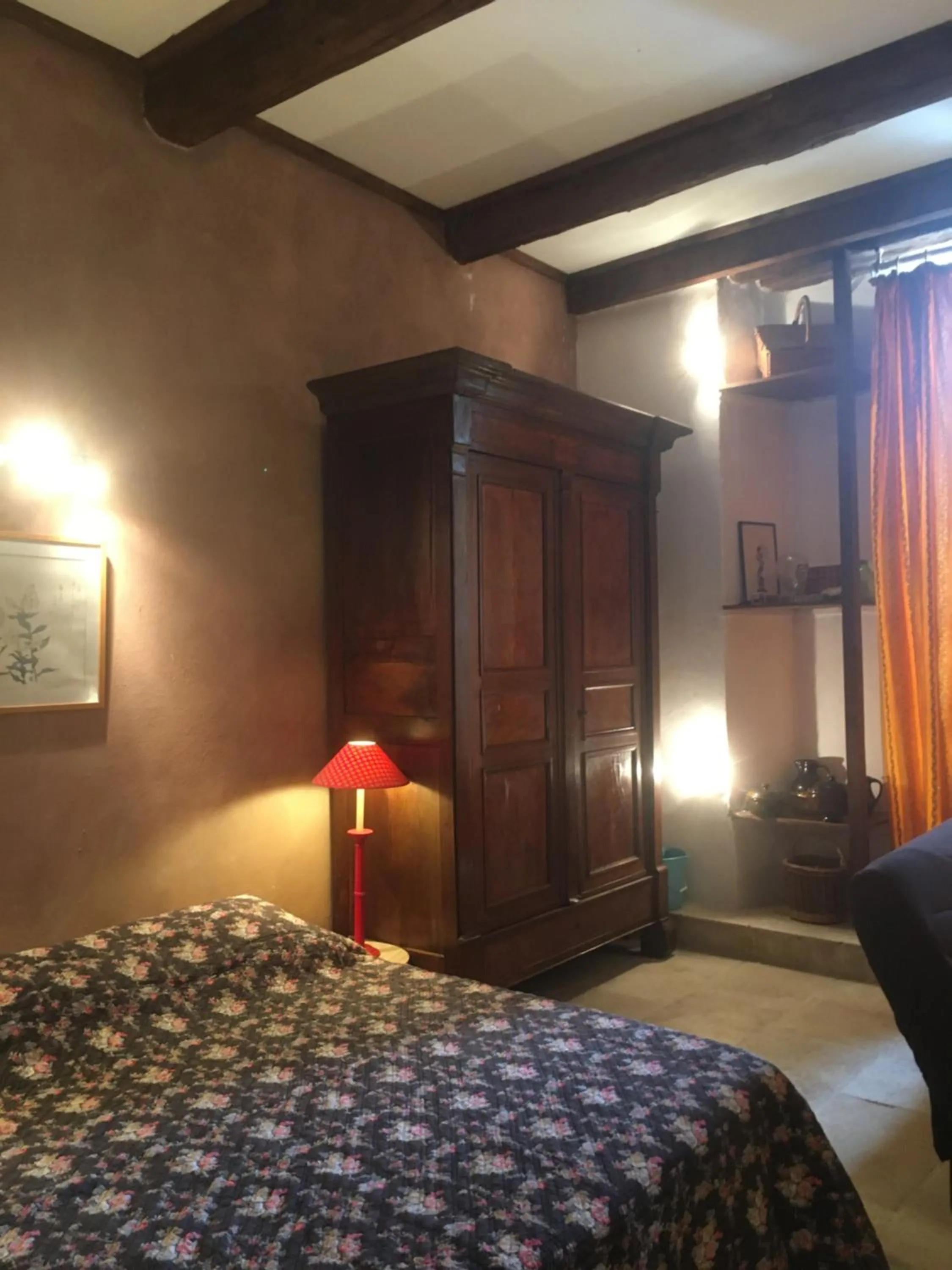 wardrobe in Chateau de la Bastide