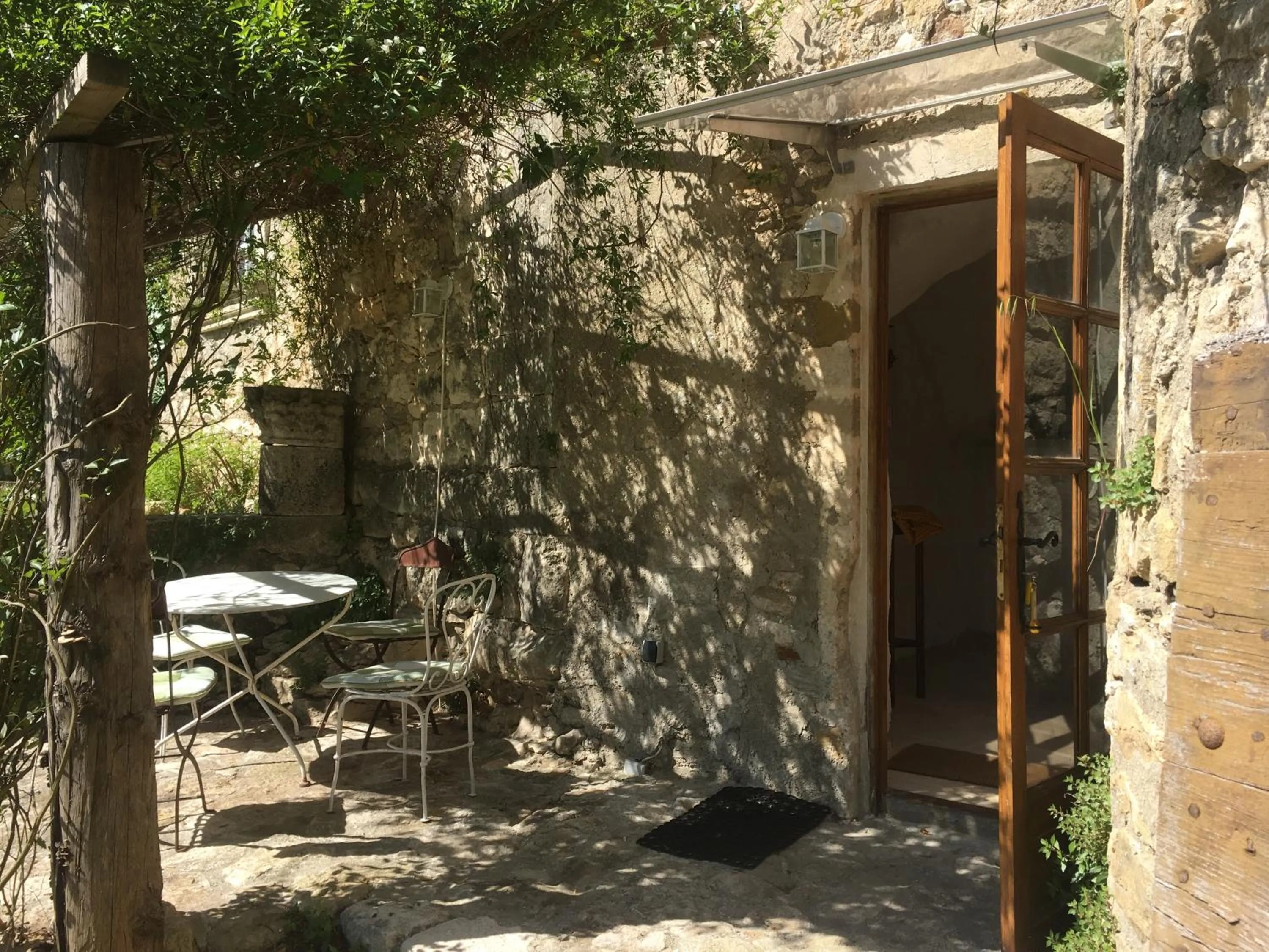 Patio in Chateau de la Bastide