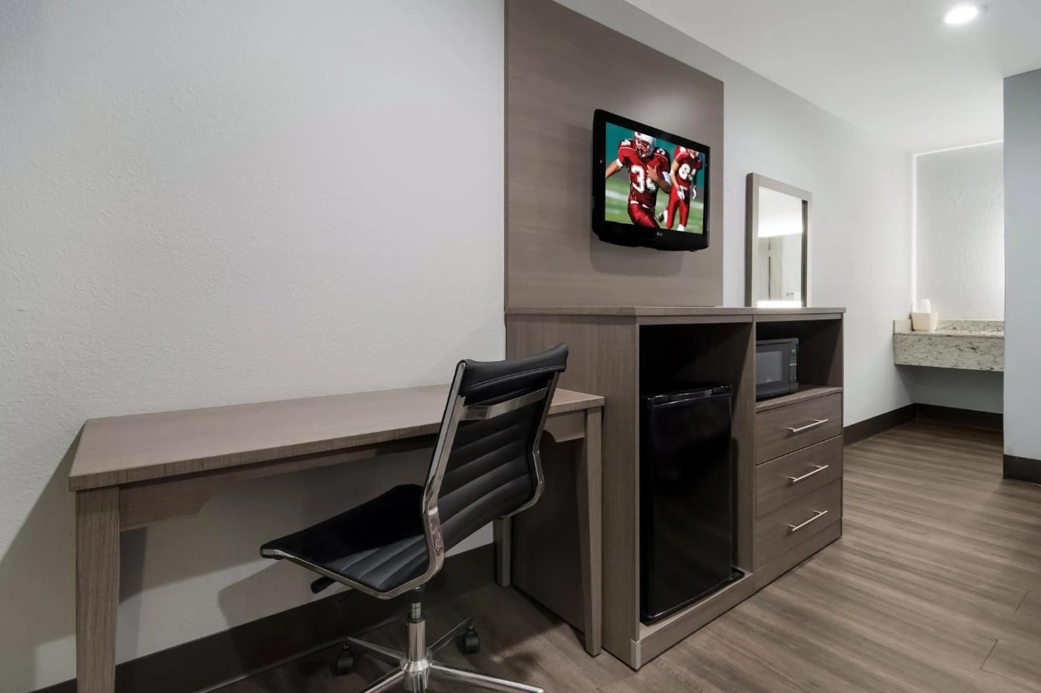 Photo of the whole room in Red Roof Inn Rocky Mount - Battleboro