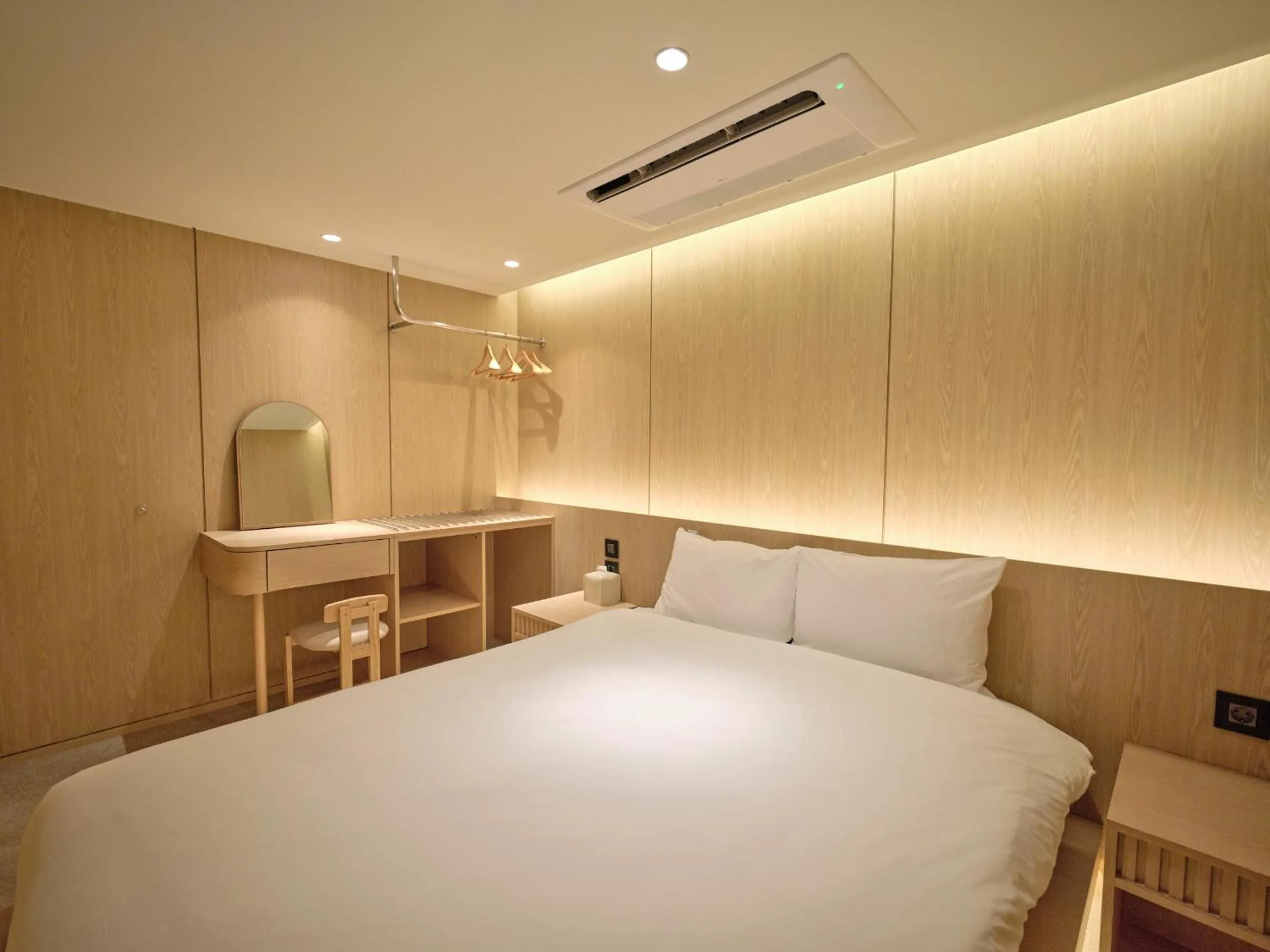 Bed in UH Suite The Coex