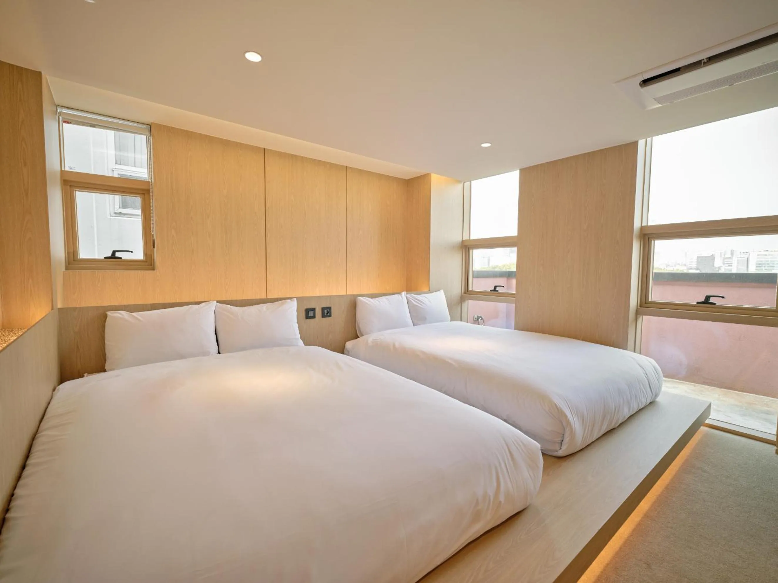 Bed in UH Suite The Coex