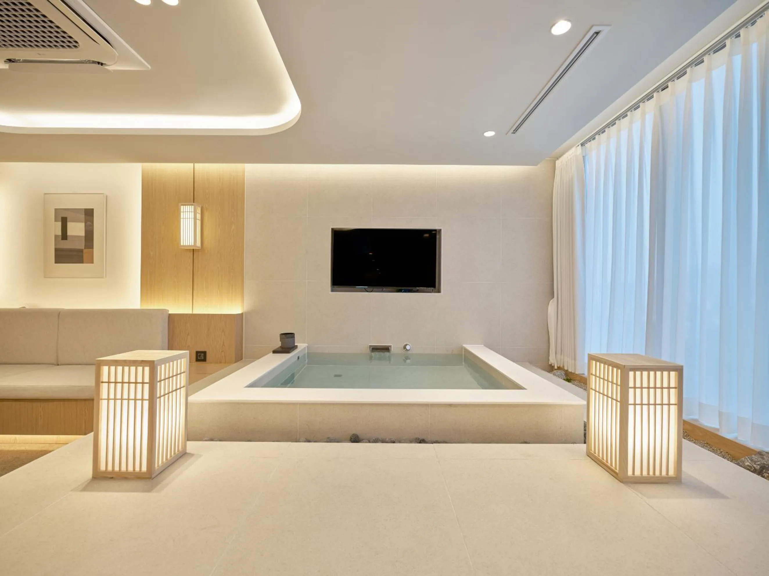 Spa and wellness centre/facilities in UH Suite The Coex