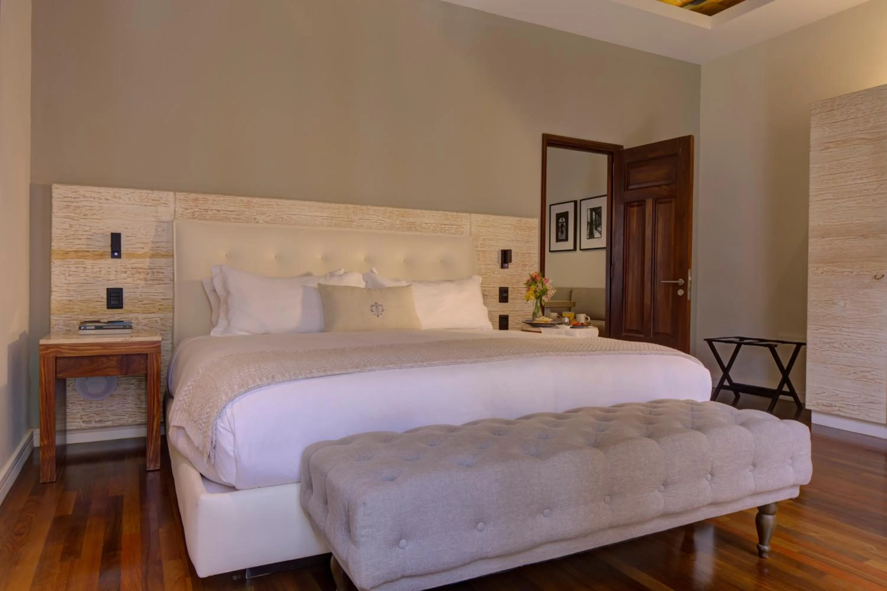 Photo of the whole room, Bed in Hacienda Peña Pobre