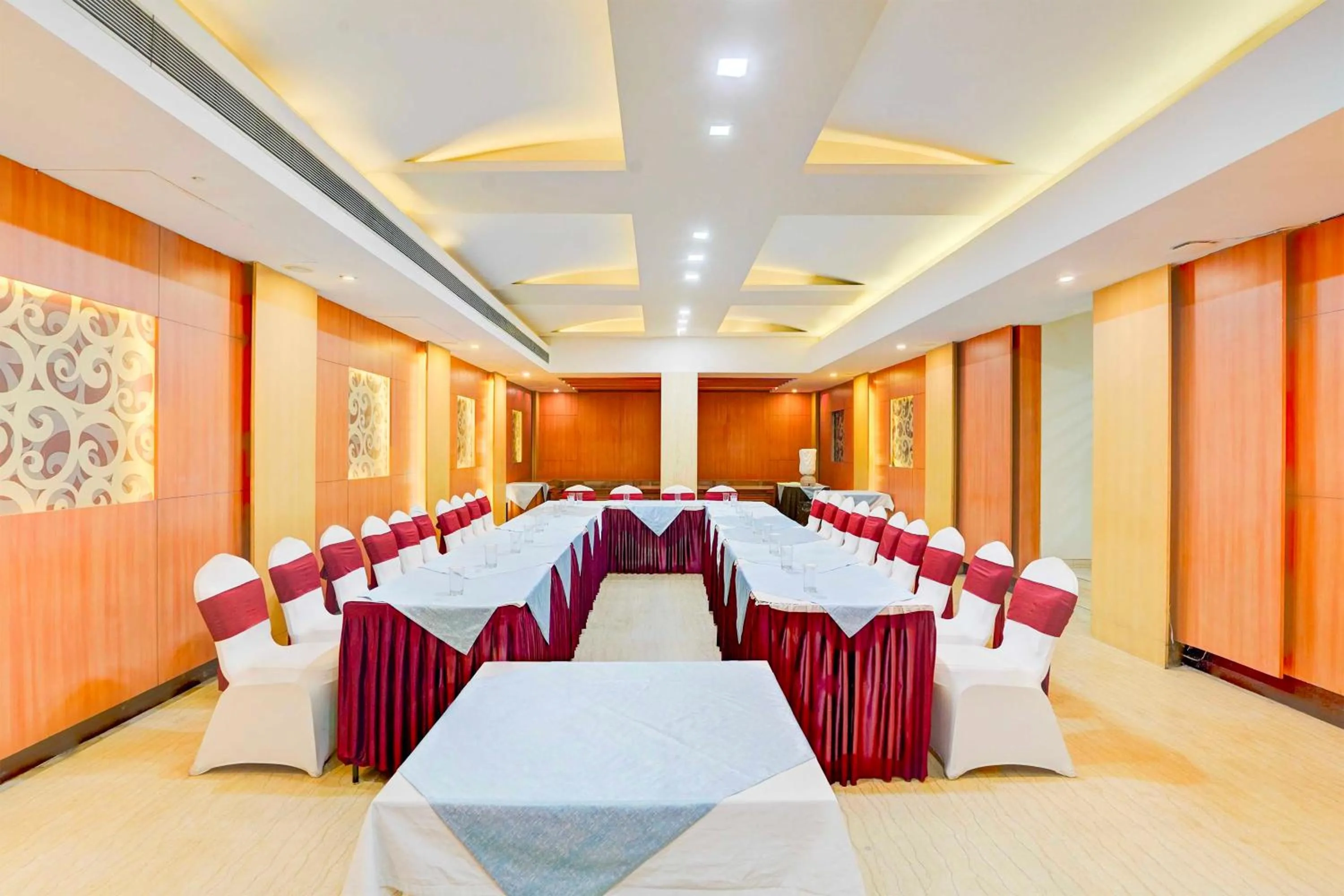 Business facilities in Palette Hotel Nisarga by Sunday Bhopal