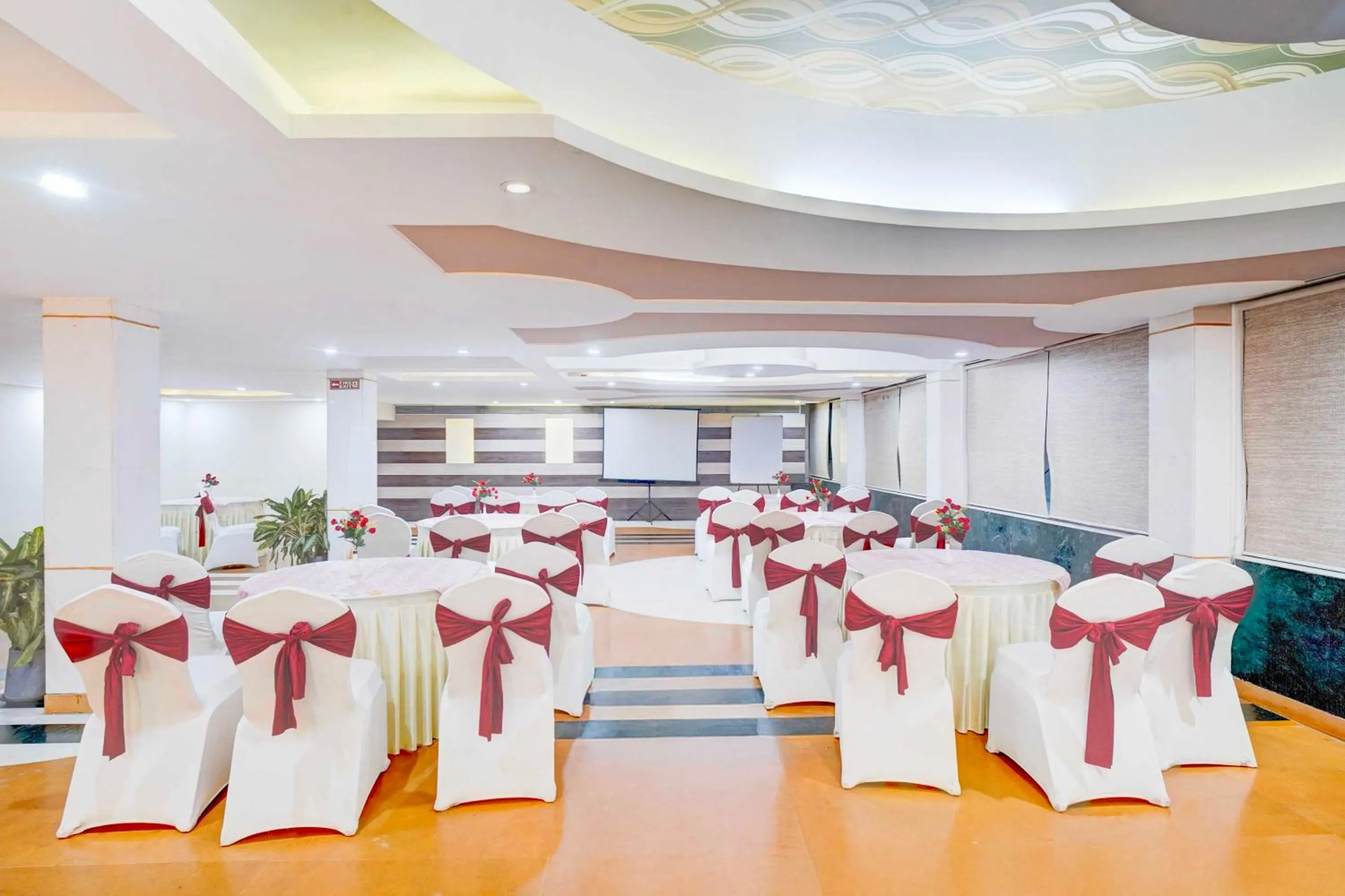 Banquet/Function facilities in Palette Hotel Nisarga by Sunday Bhopal